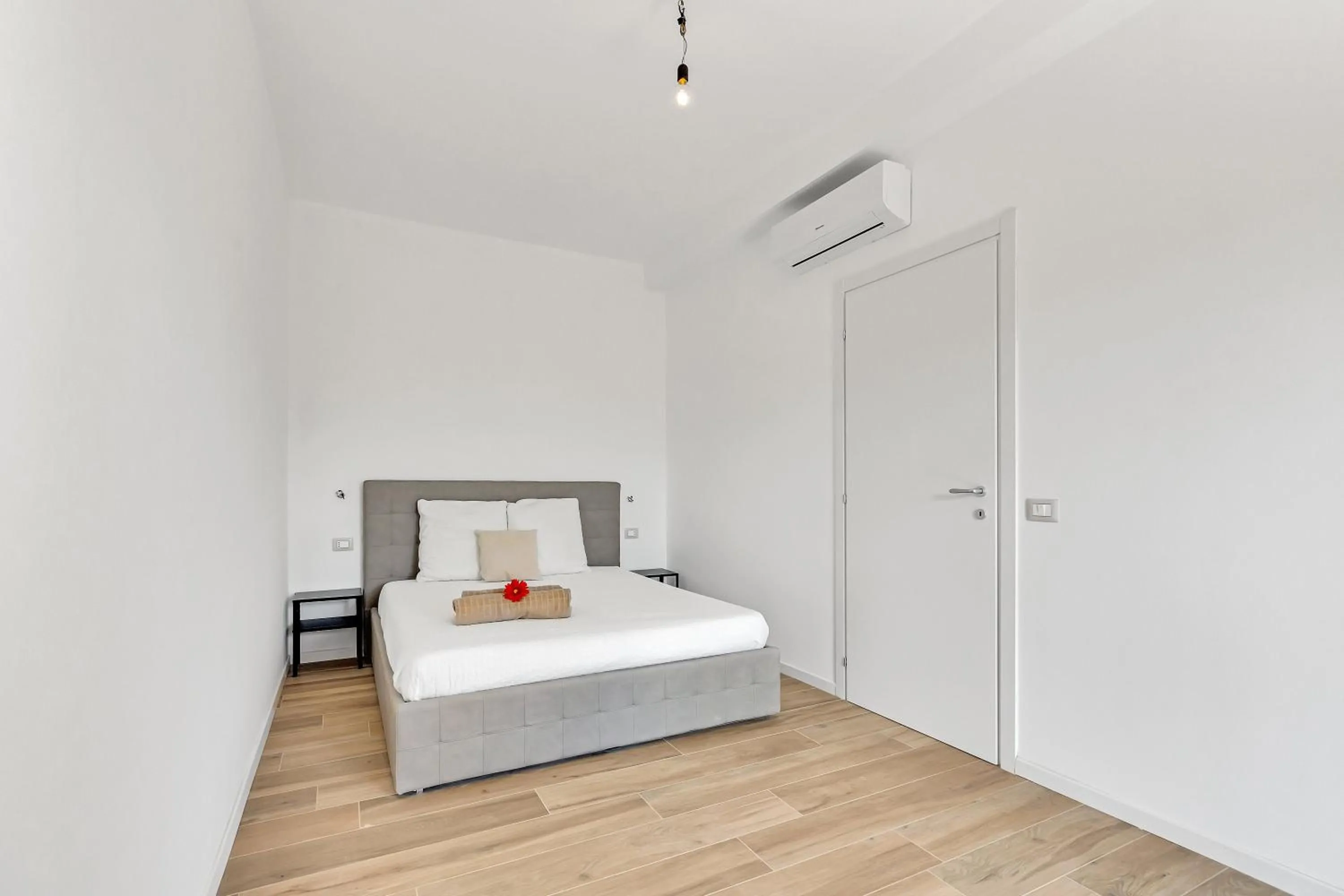 Bed in Alessia's Flat - Bonomelli
