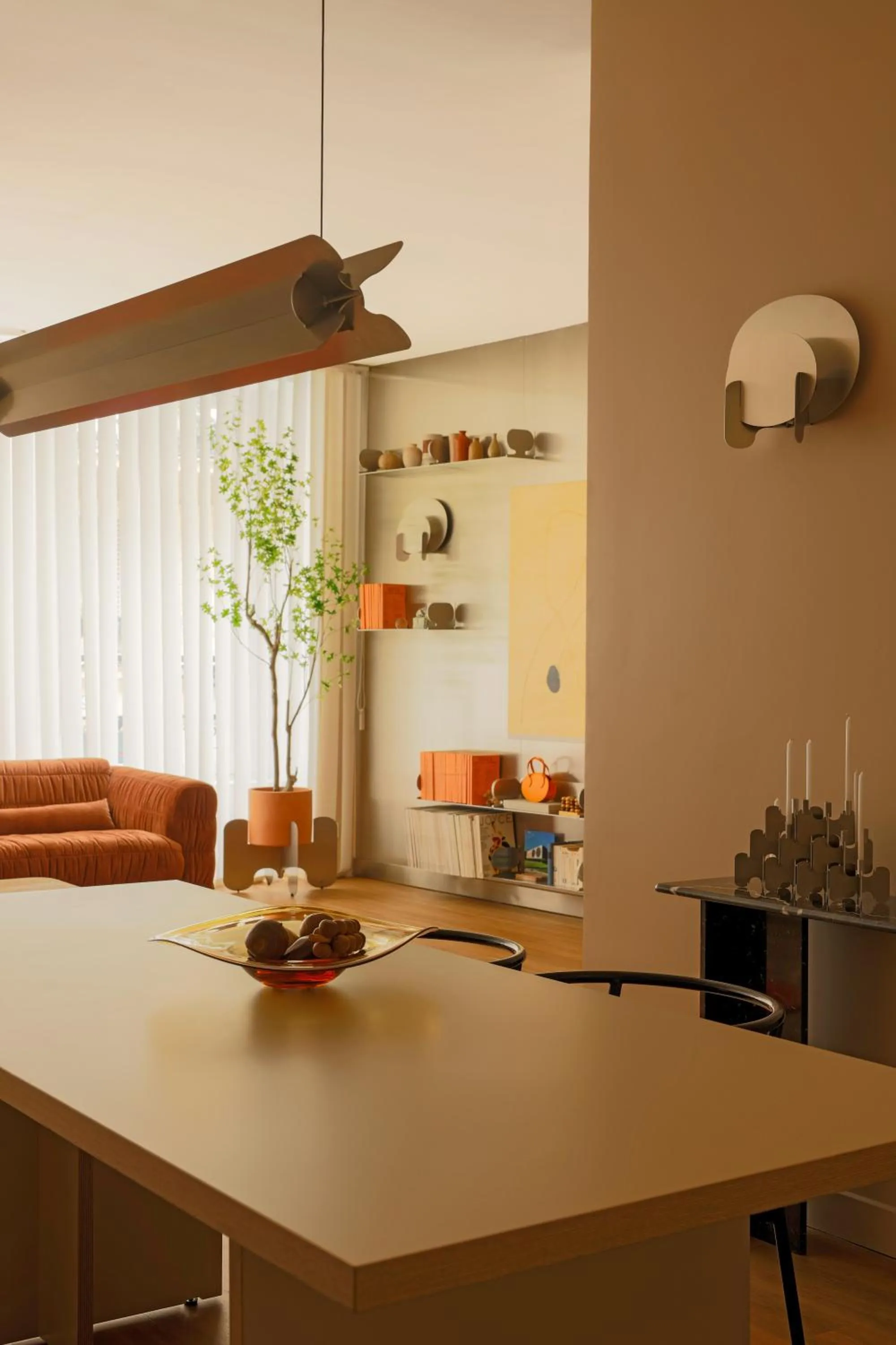 Dining area in Edgar Suites Marais - Temple