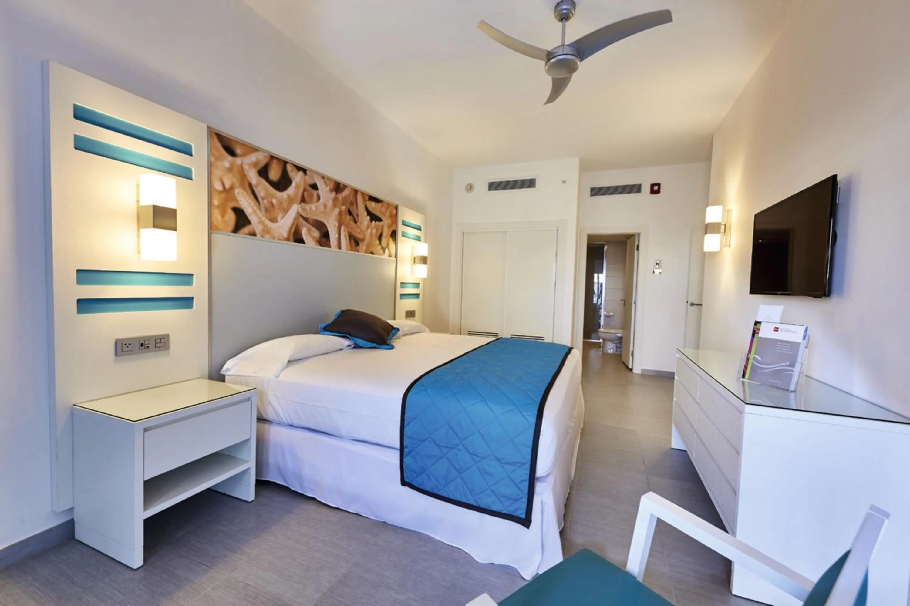 Bed in Riu Dunamar - All Inclusive