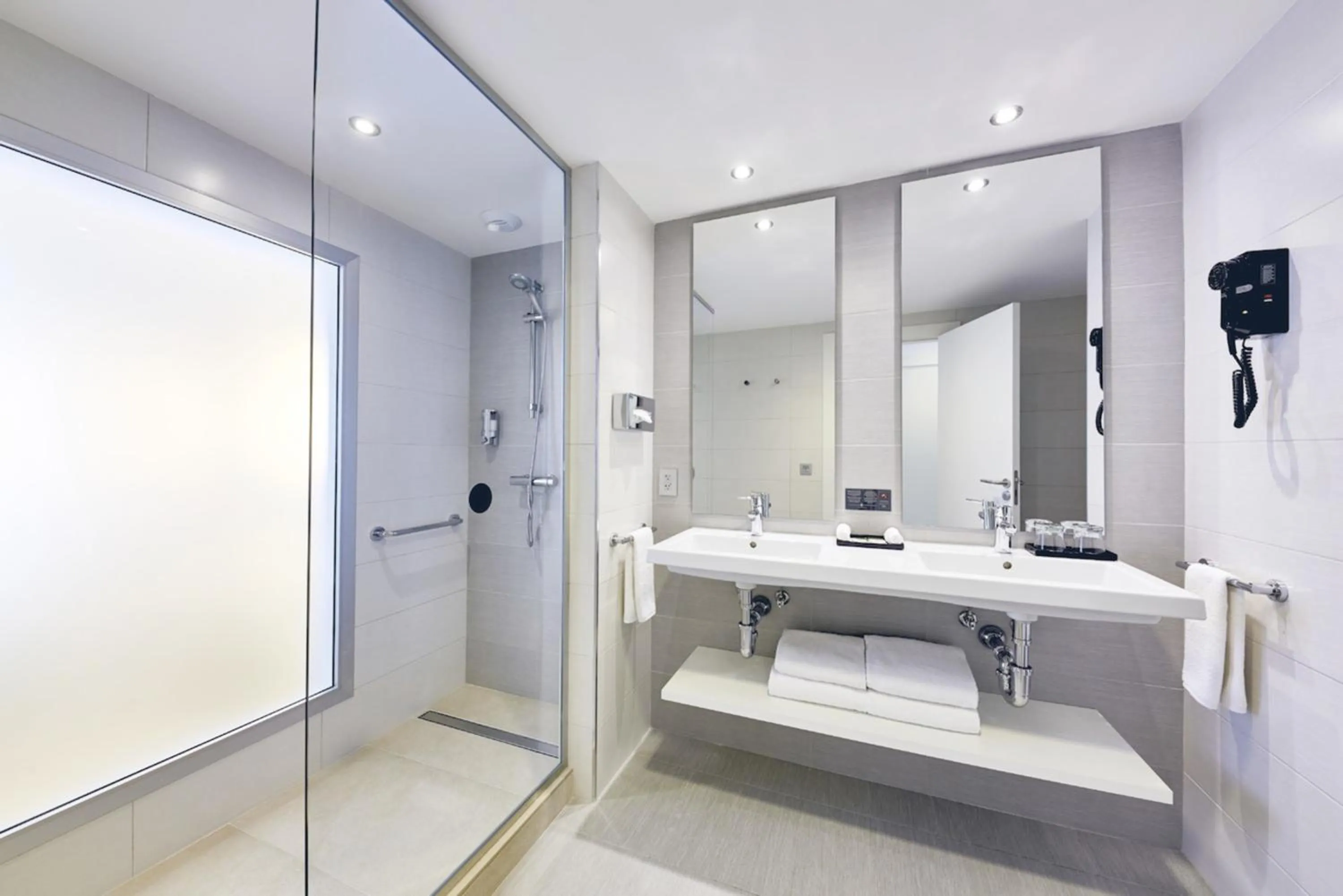 Shower in Riu Dunamar - All Inclusive