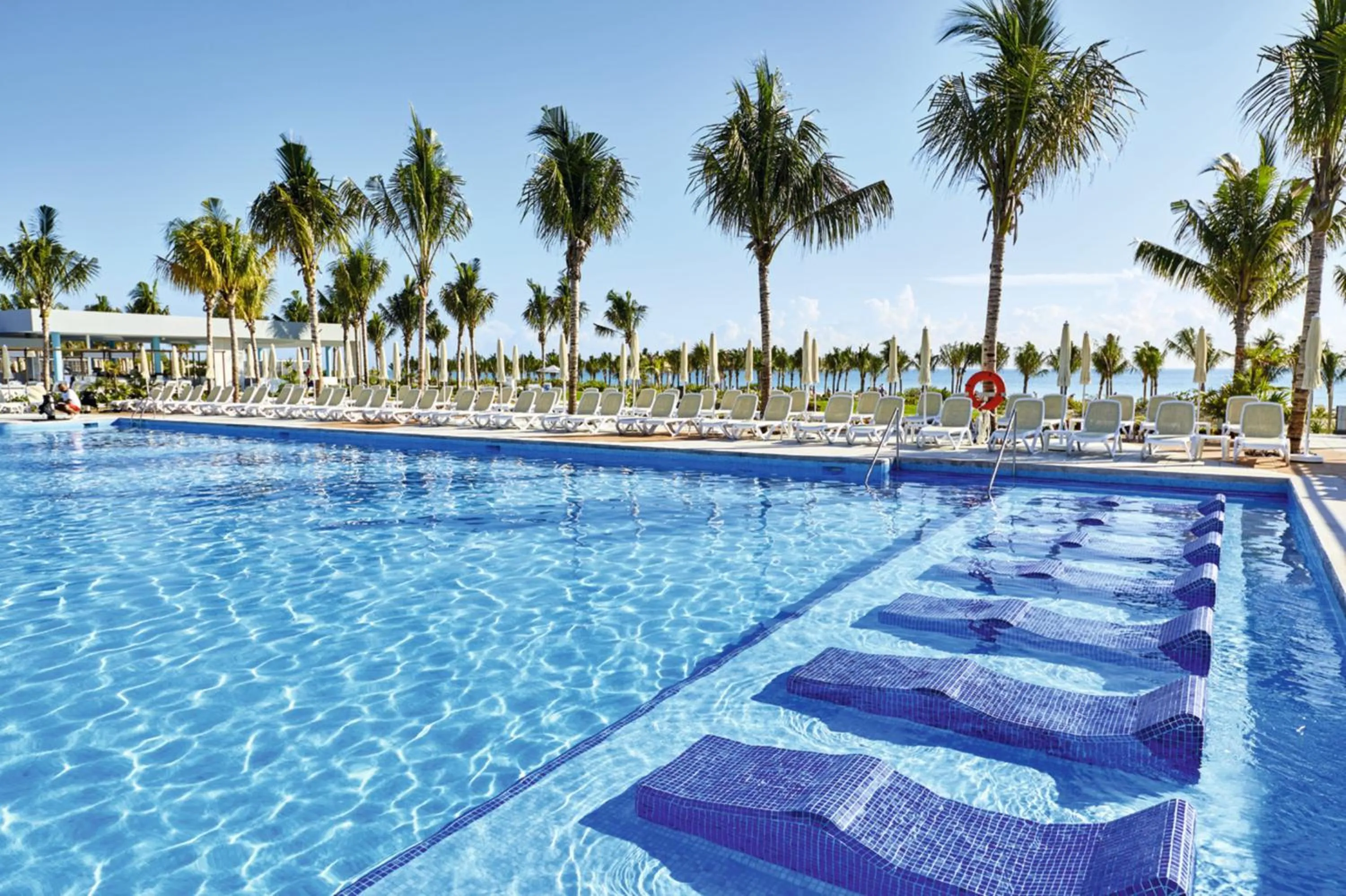 Swimming pool in Riu Dunamar - All Inclusive