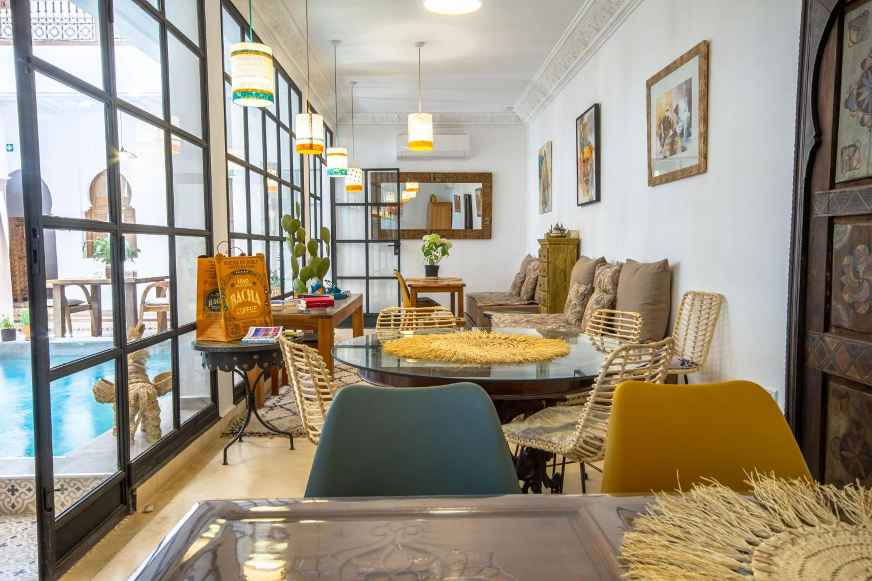 Restaurant/places to eat in Riad Bab Aljana
