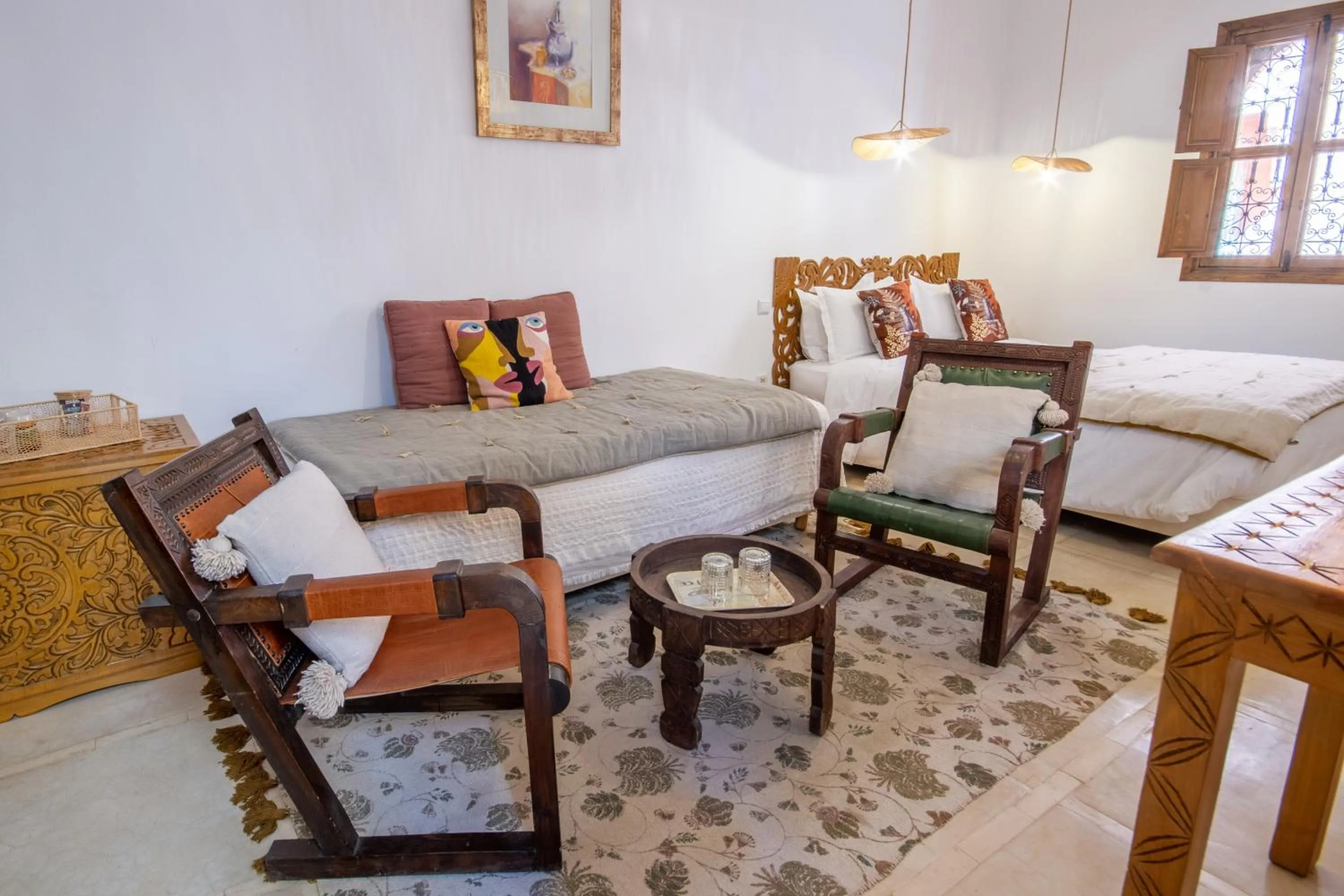 Seating area, Bed in Riad Bab Aljana