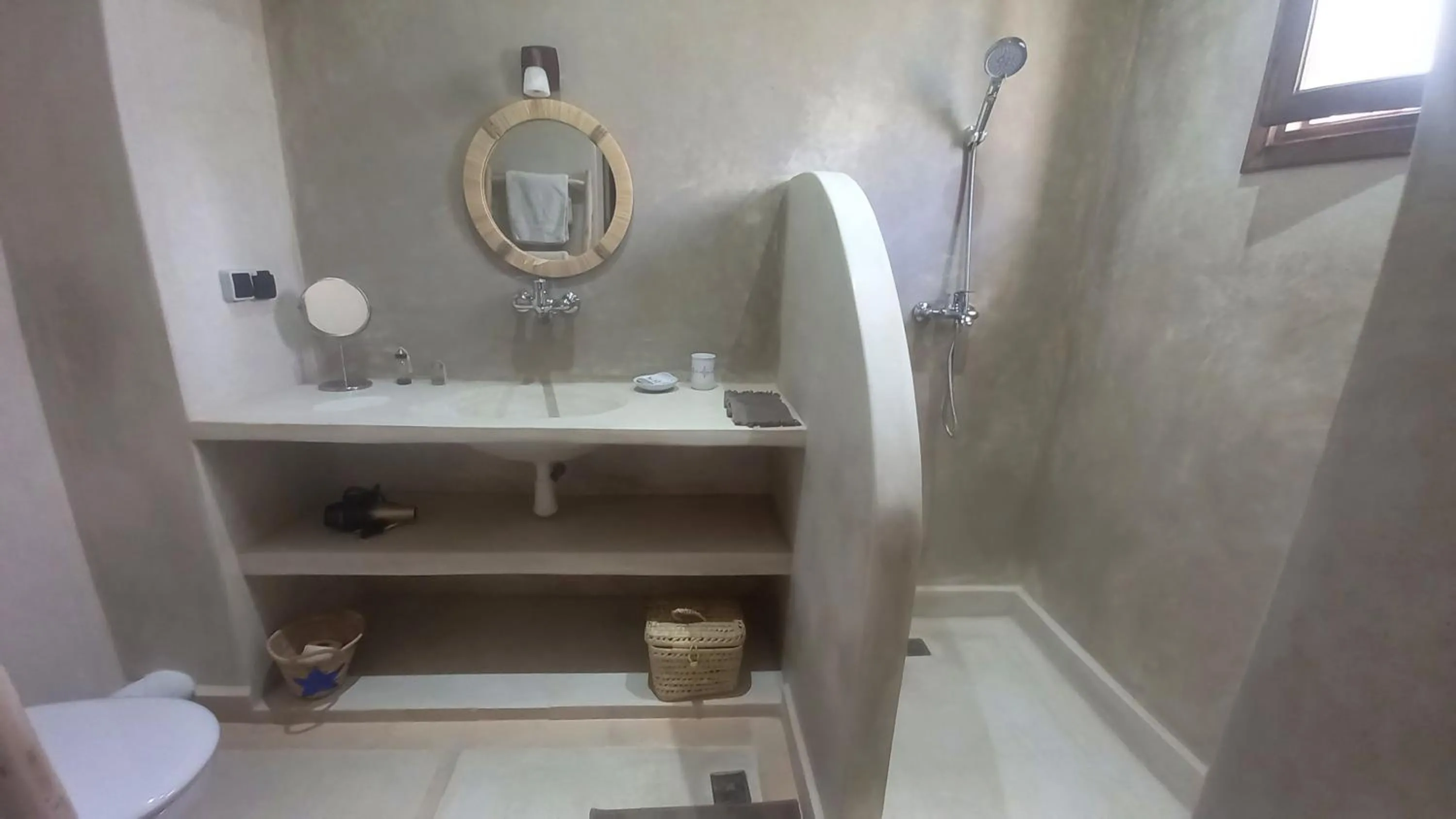 Bathroom in Riad Bab Aljana