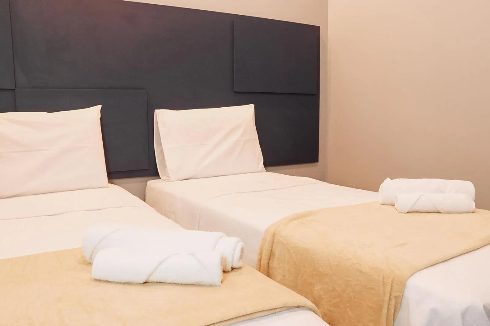 Bed in Hotel Place Jardin