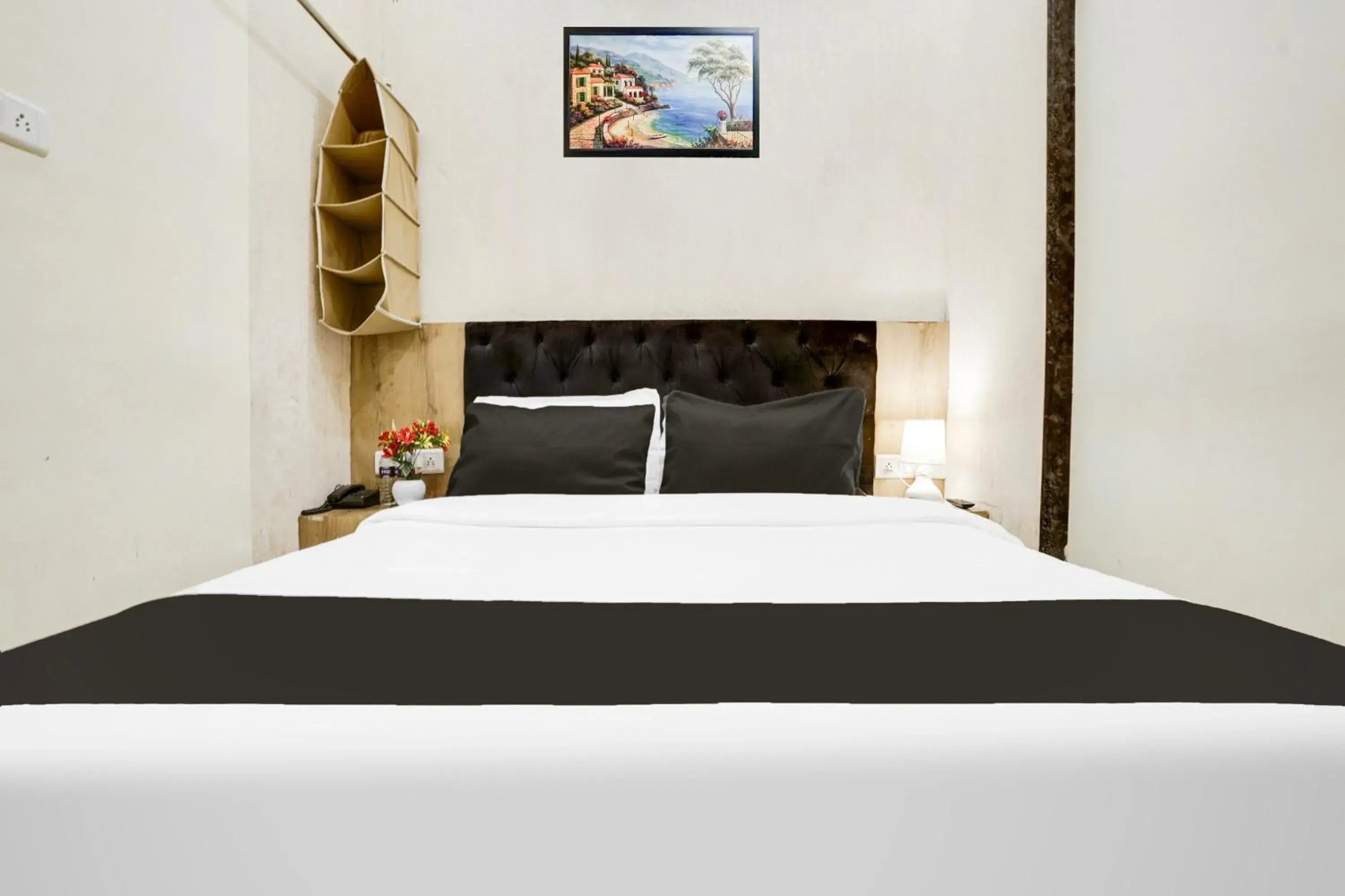 Bedroom in Super Collection O Ville Parle formerly Freedom Star Bedroom in Super Collection O Ville Parle formerly Freedom Star