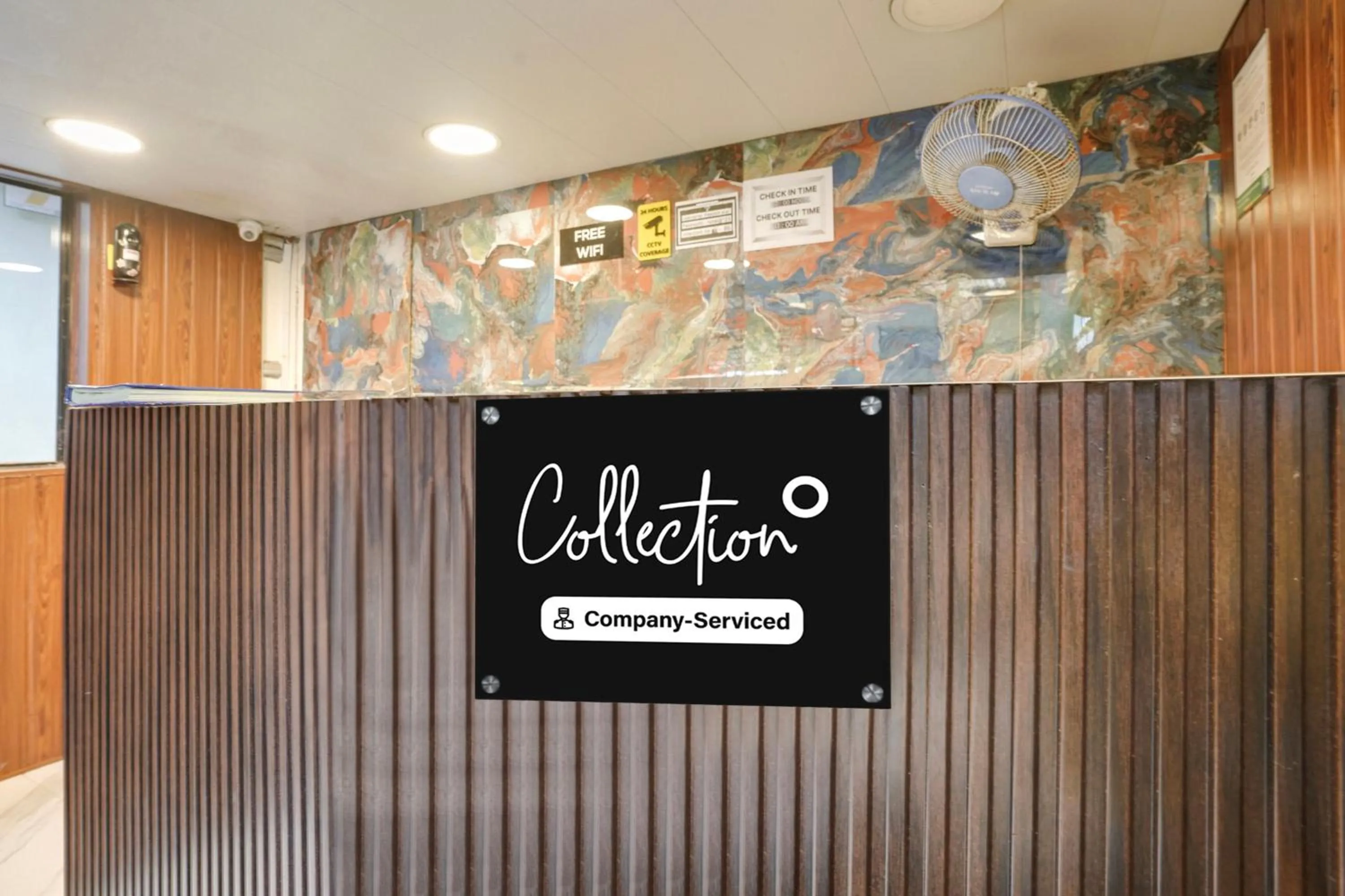 Lobby or reception in Super Collection O Ville Parle formerly Freedom Star