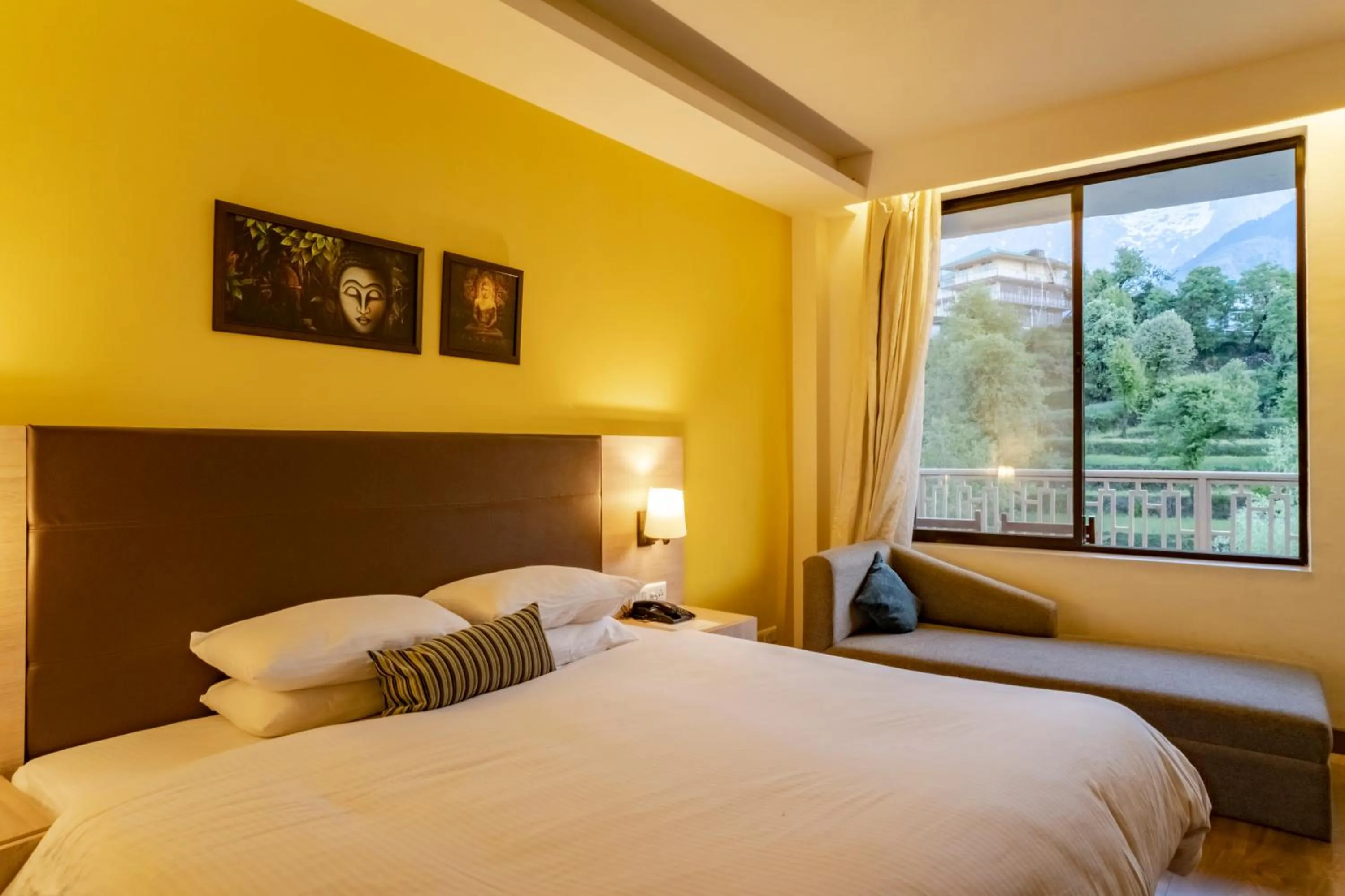 Bedroom, Bed in Hotel Bob's N Barley Luxury Room Best Hotel in McLeod Ganj