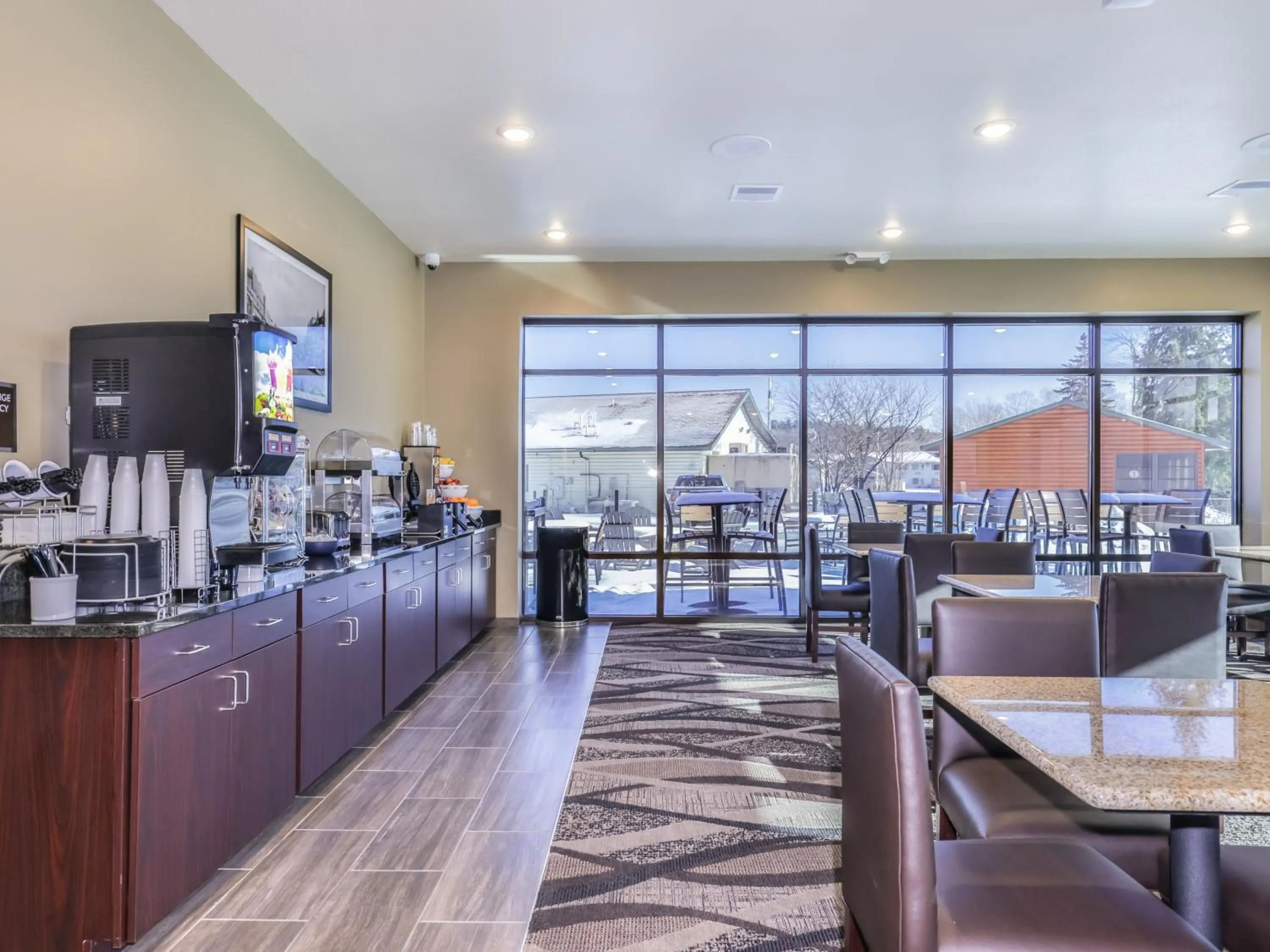 Breakfast in Cobblestone Hotel & Suites - Rhinelander