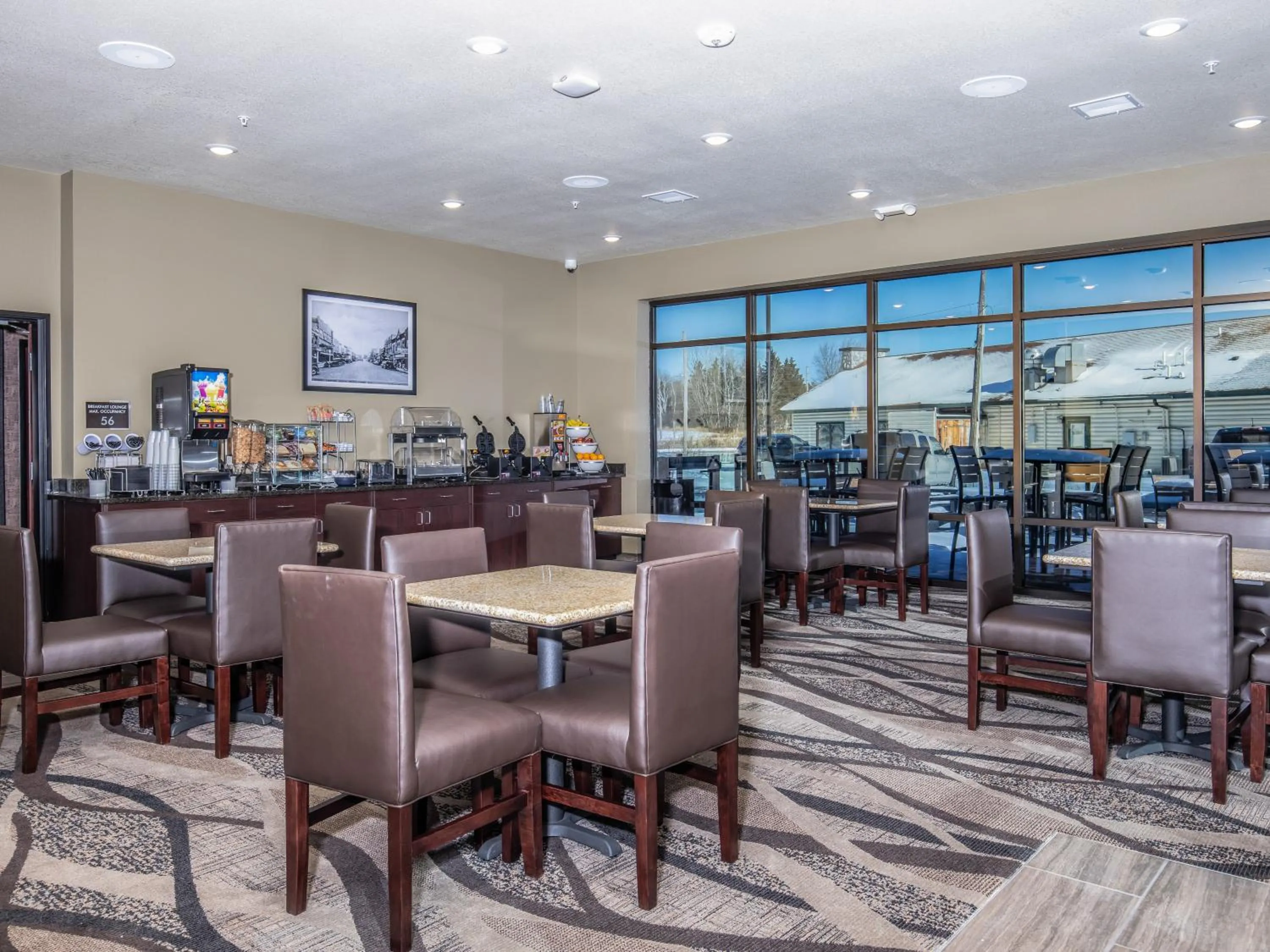 Breakfast in Cobblestone Hotel & Suites - Rhinelander