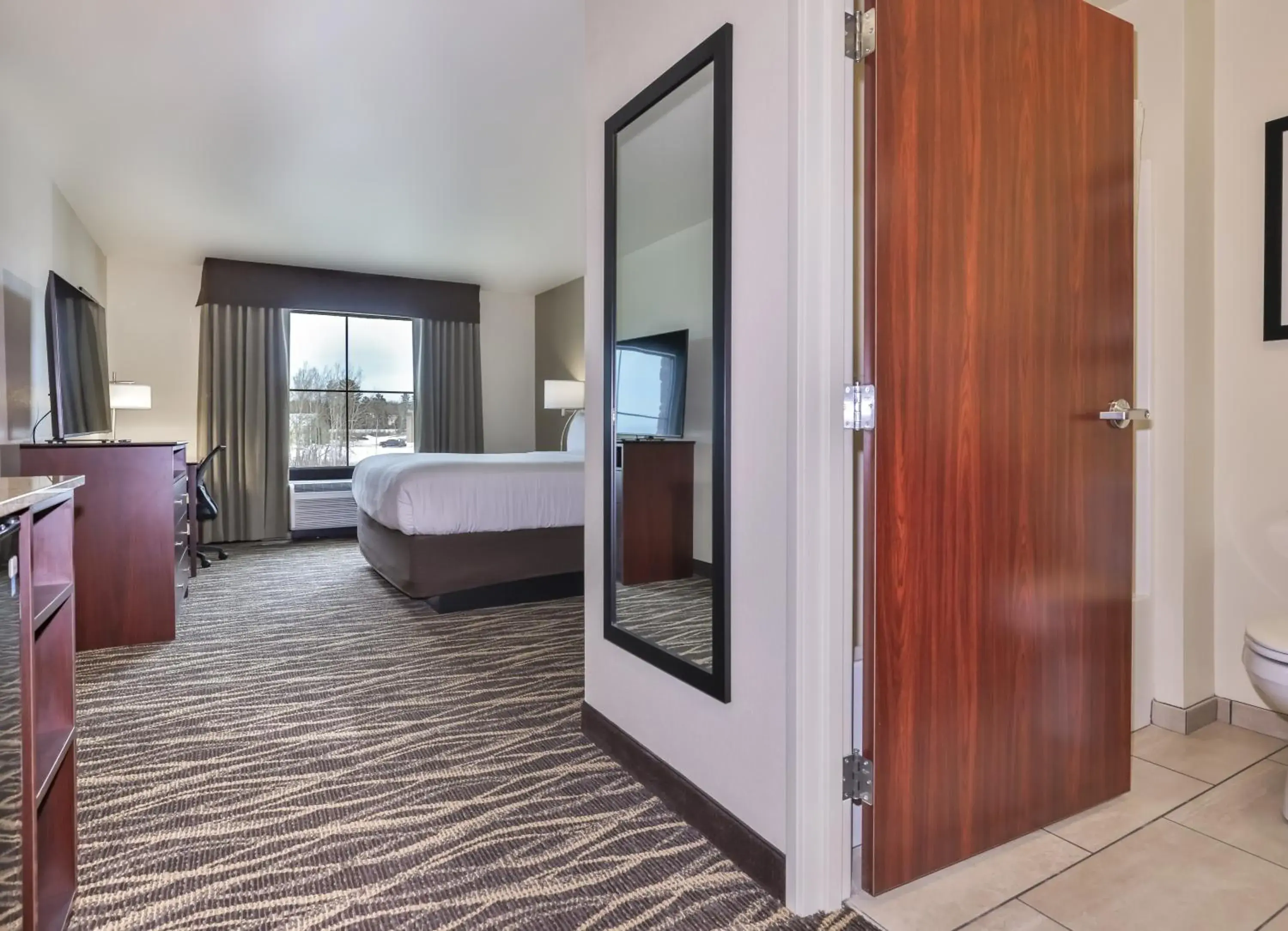 Photo of the whole room, Bed in Cobblestone Hotel & Suites - Rhinelander Photo of the whole room, Bed in Cobblestone Hotel & Suites - Rhinelander