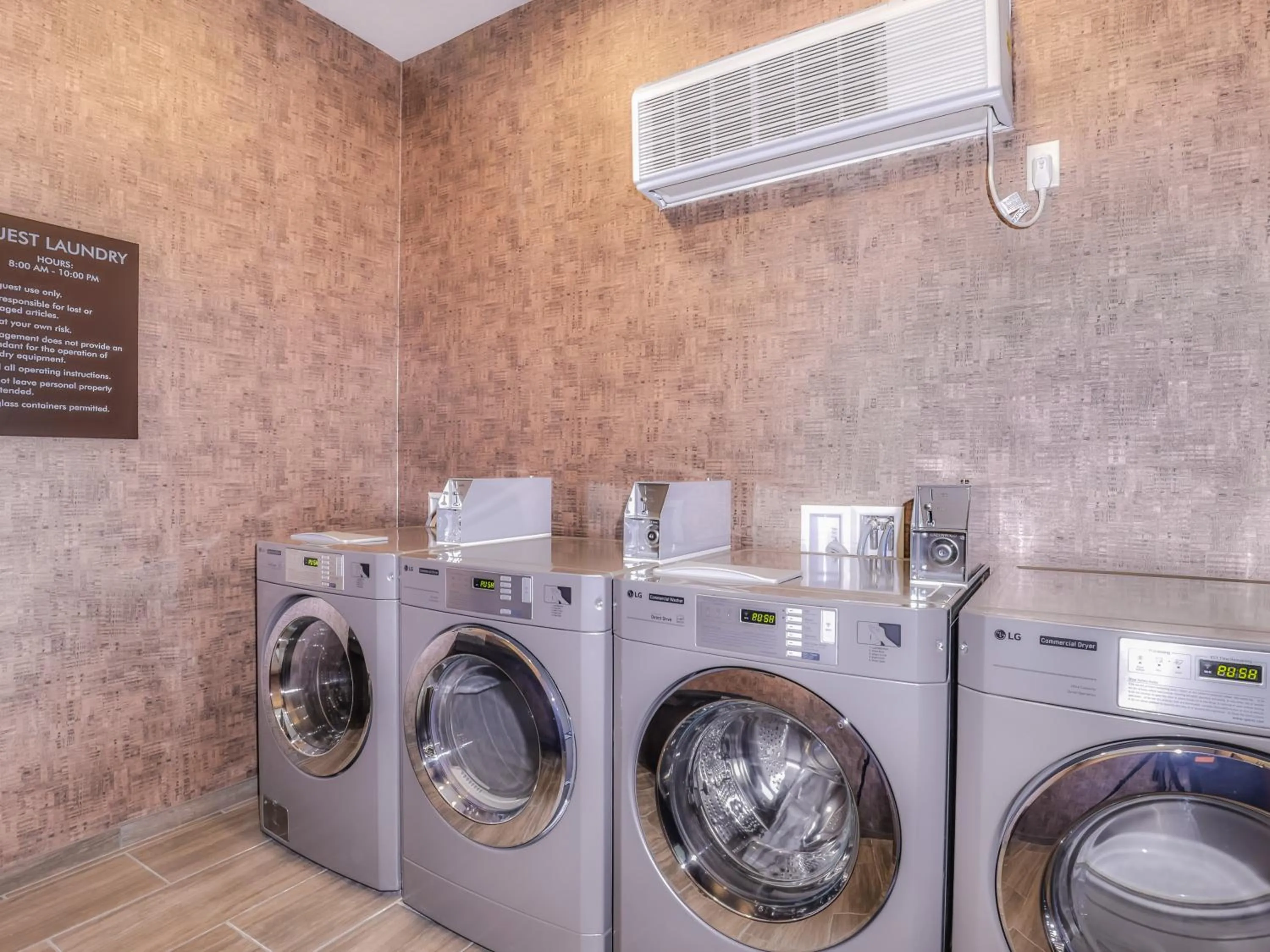 laundry in Cobblestone Hotel & Suites - Rhinelander