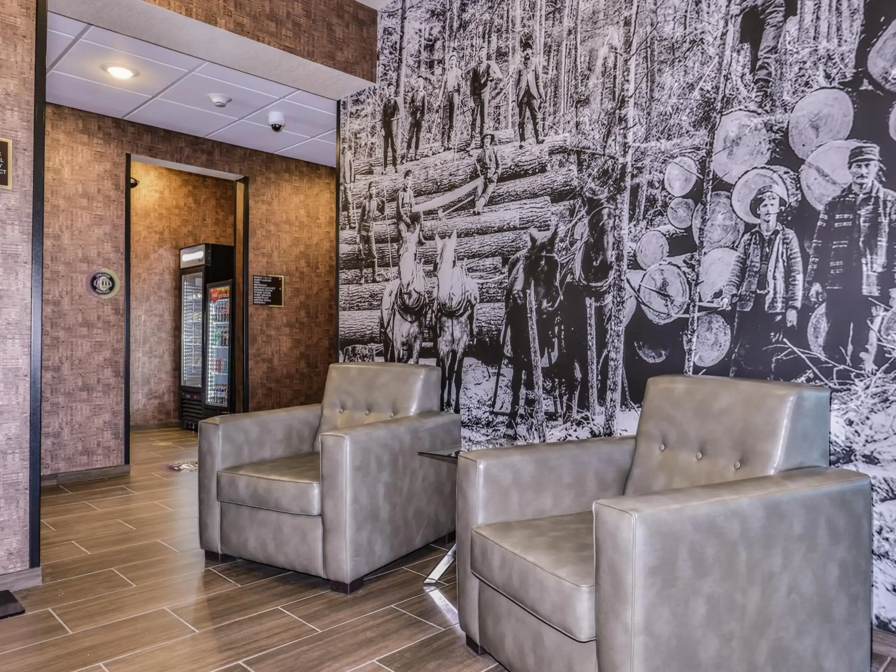 Lobby or reception in Cobblestone Hotel & Suites - Rhinelander Lobby or reception in Cobblestone Hotel & Suites - Rhinelander