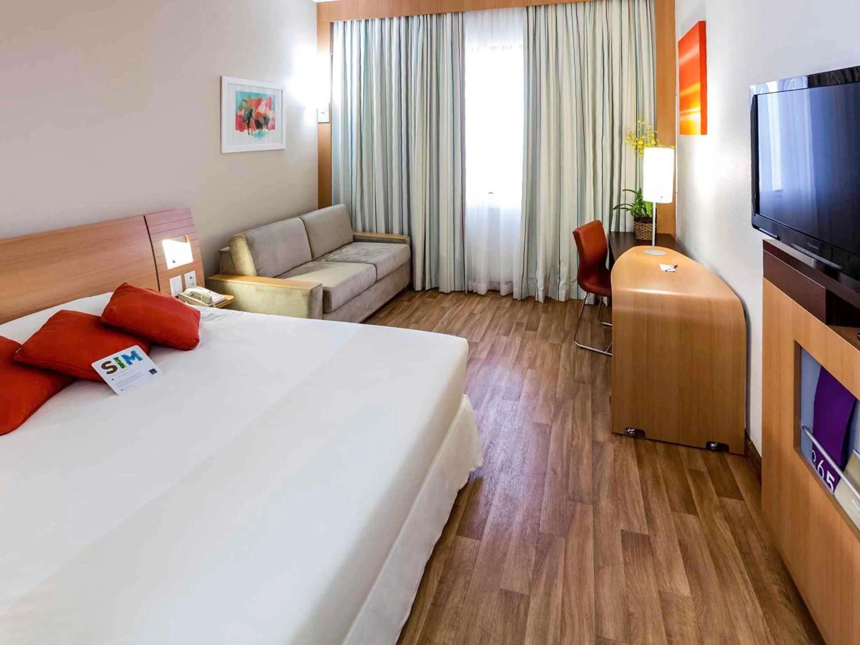 Bedroom, Bed in Novotel Porto Alegre Tres Figueiras