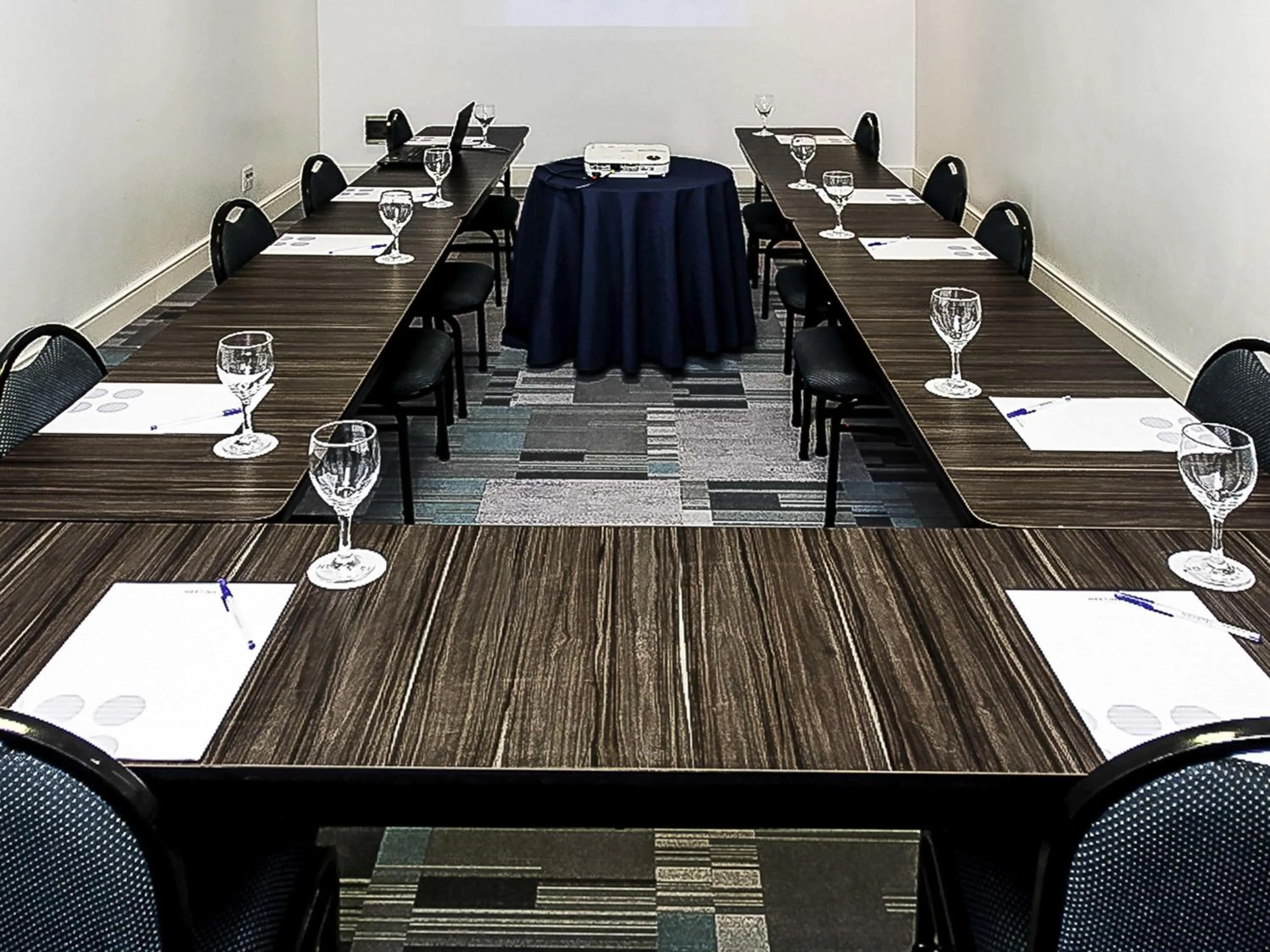 Meeting/conference room in Novotel Porto Alegre Tres Figueiras
