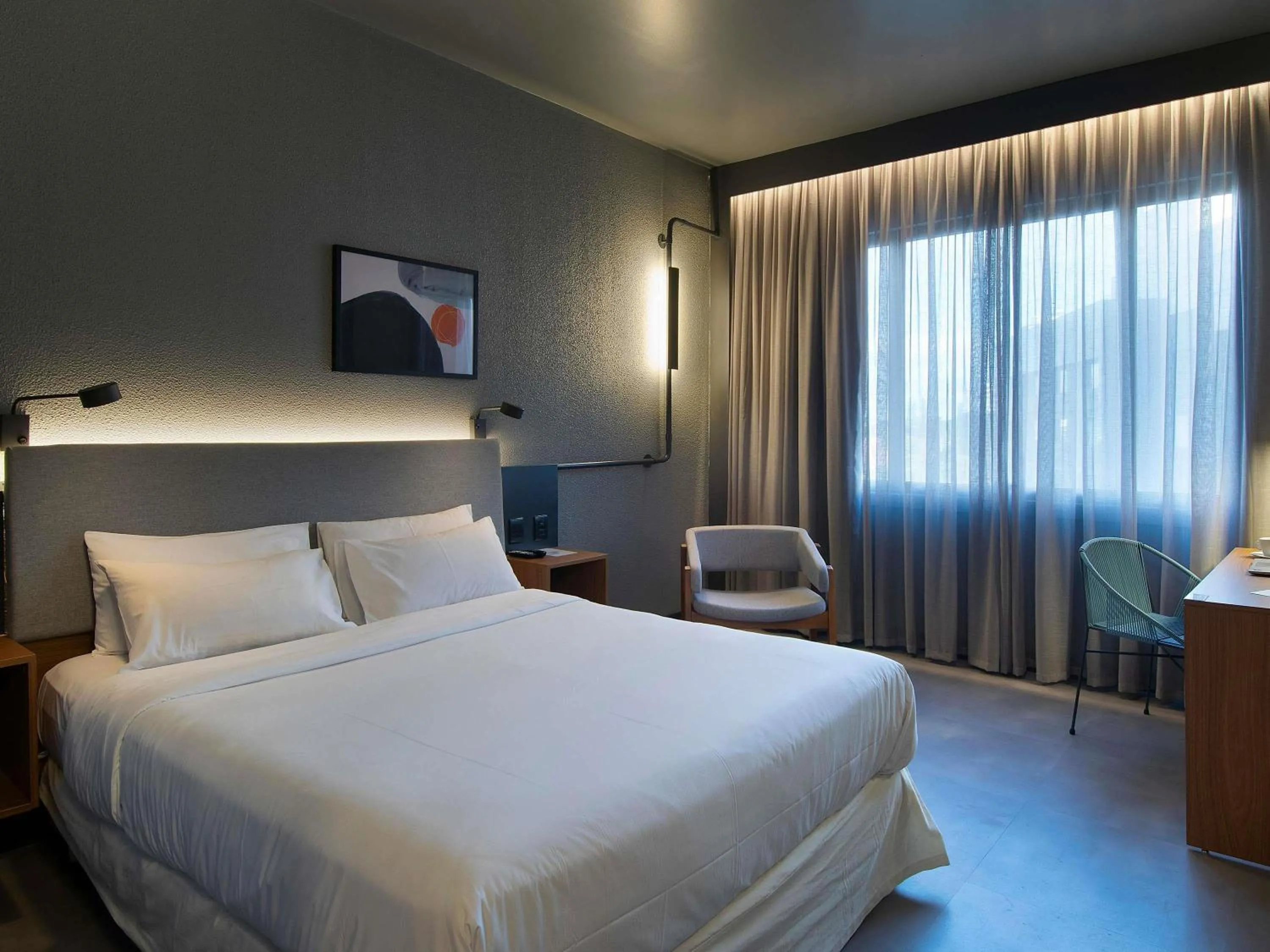 Bedroom, Bed in Novotel Porto Alegre Tres Figueiras