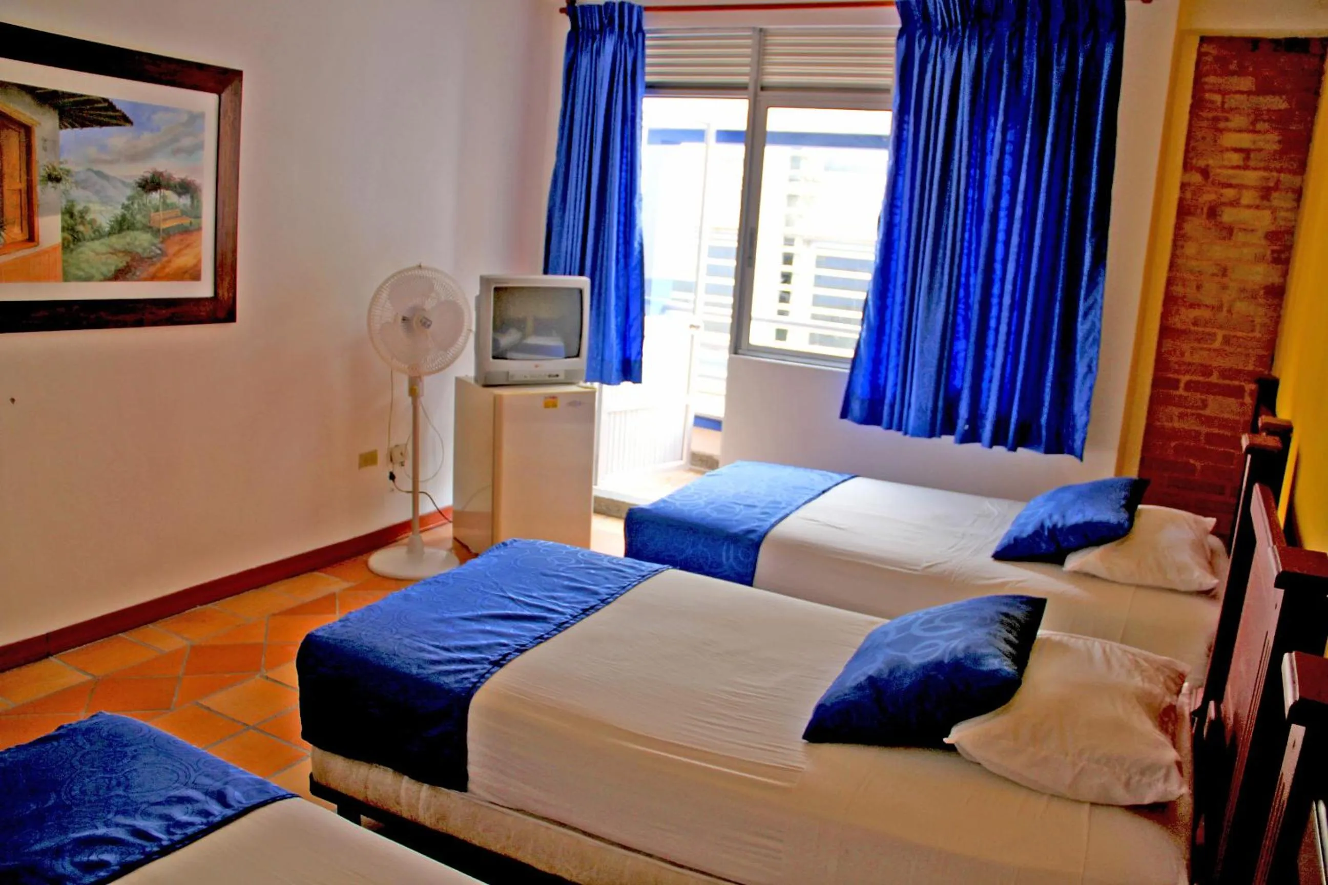 Balcony/Terrace, Bed in Hotel Castillo Real