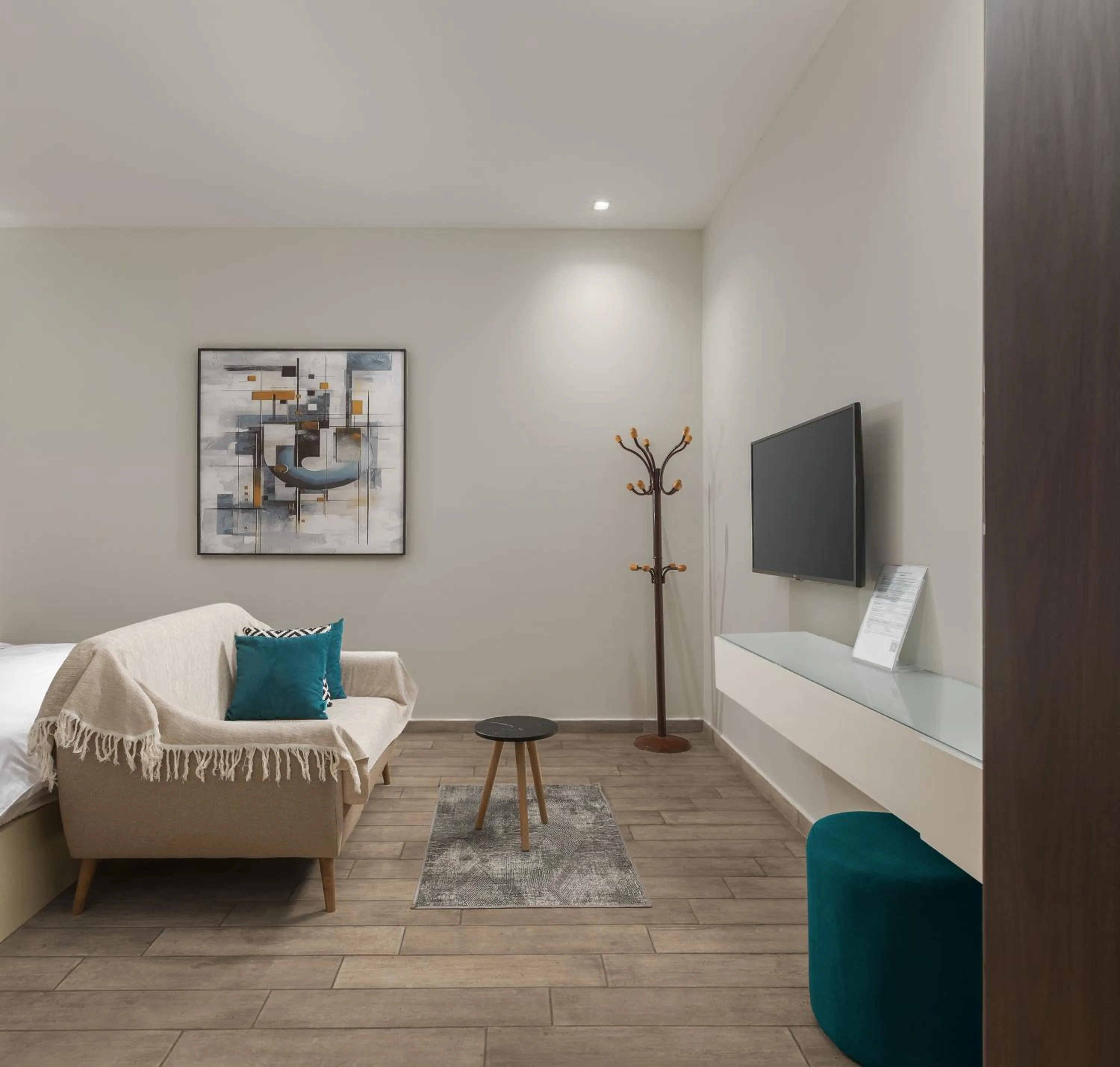 TV and multimedia in Sleep Inn Apart-Hotel