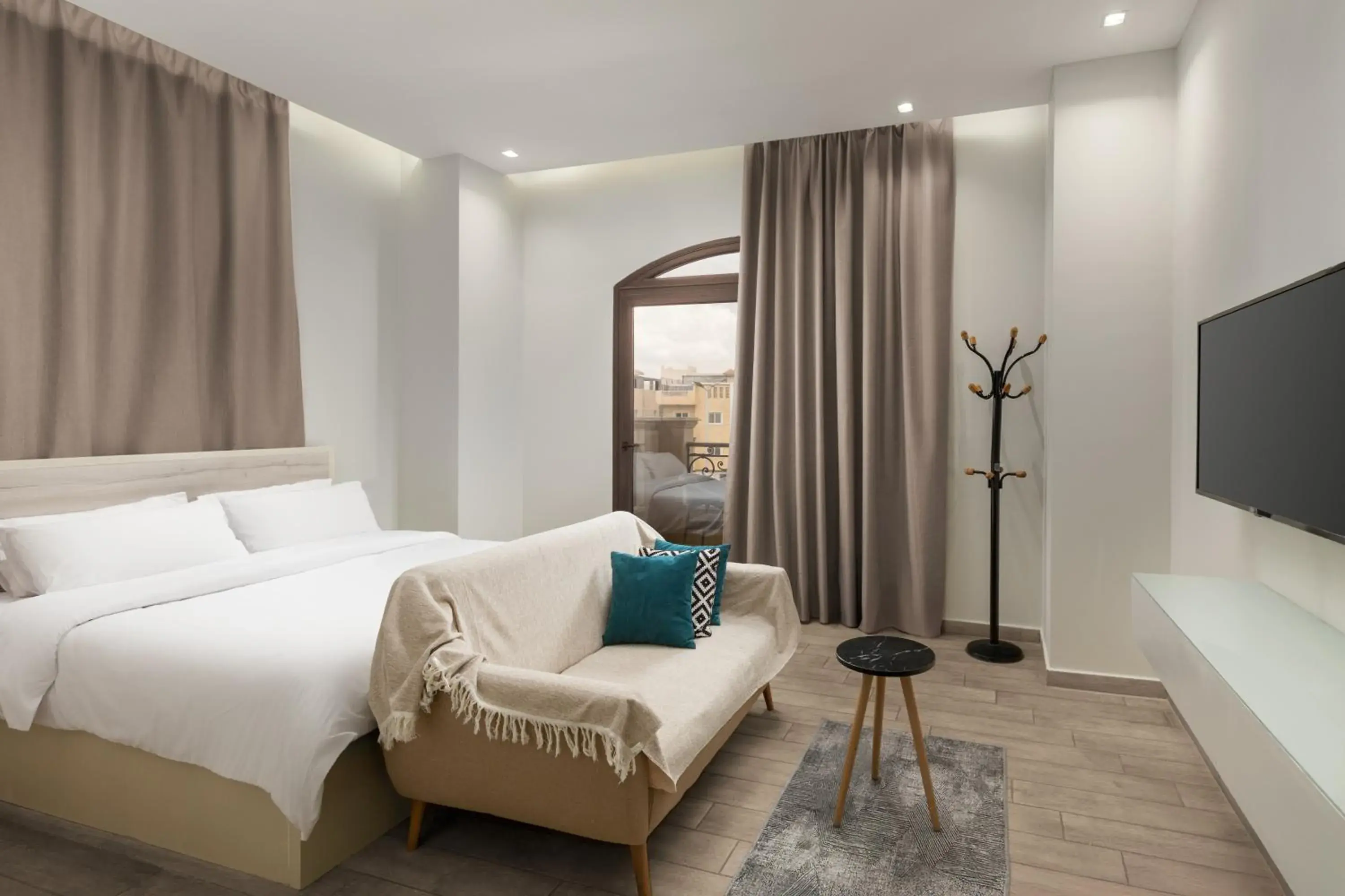 Deluxe Double Room with Balcony in Sleep Inn Apart-Hotel Deluxe Double Room with Balcony in Sleep Inn Apart-Hotel