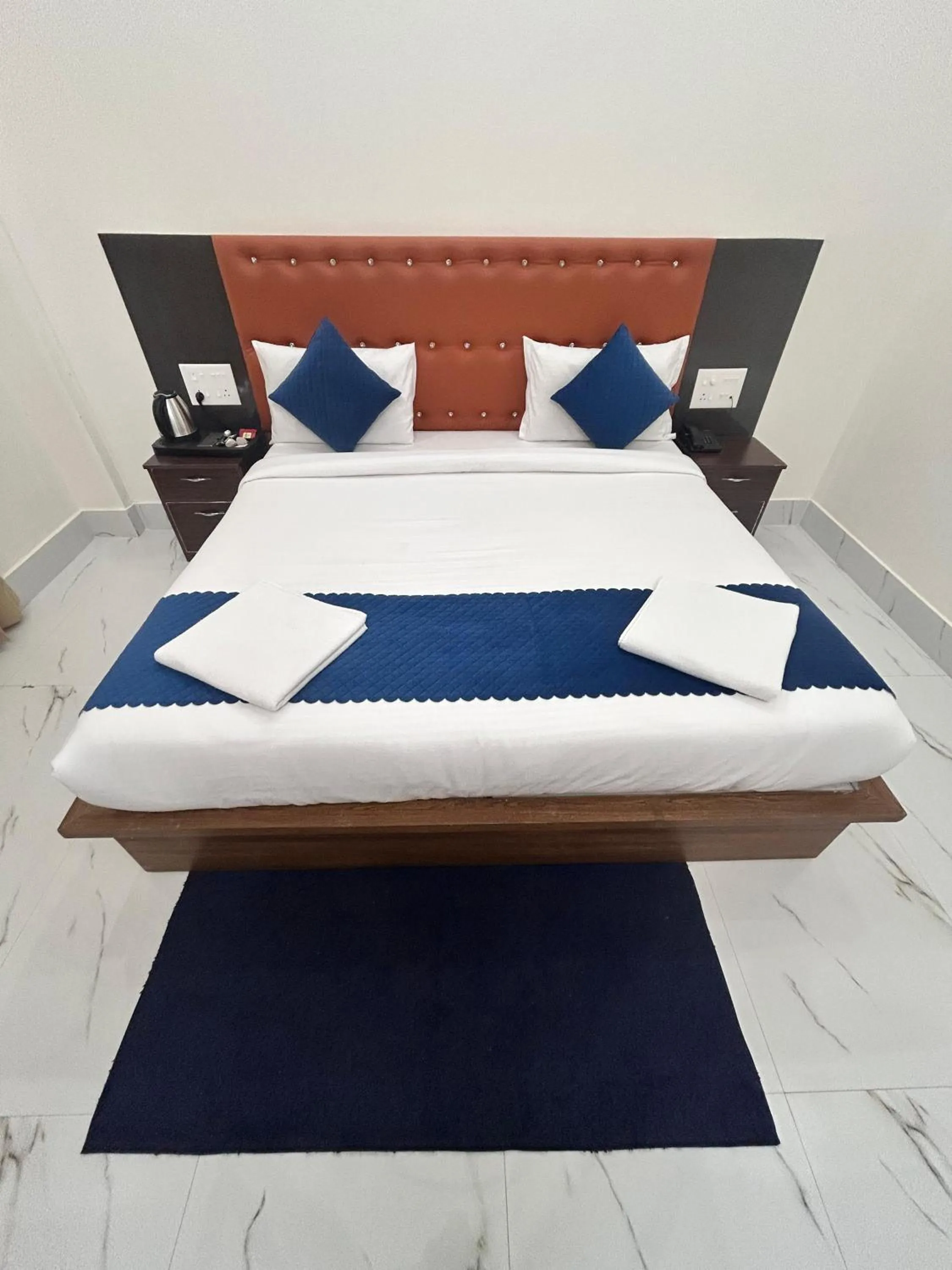 View (from property/room), Bed in Hotel Hill River View Resort