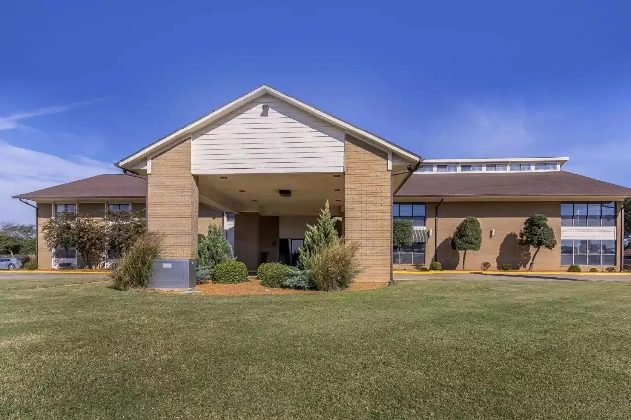 Property building in Quality Inn and Suites