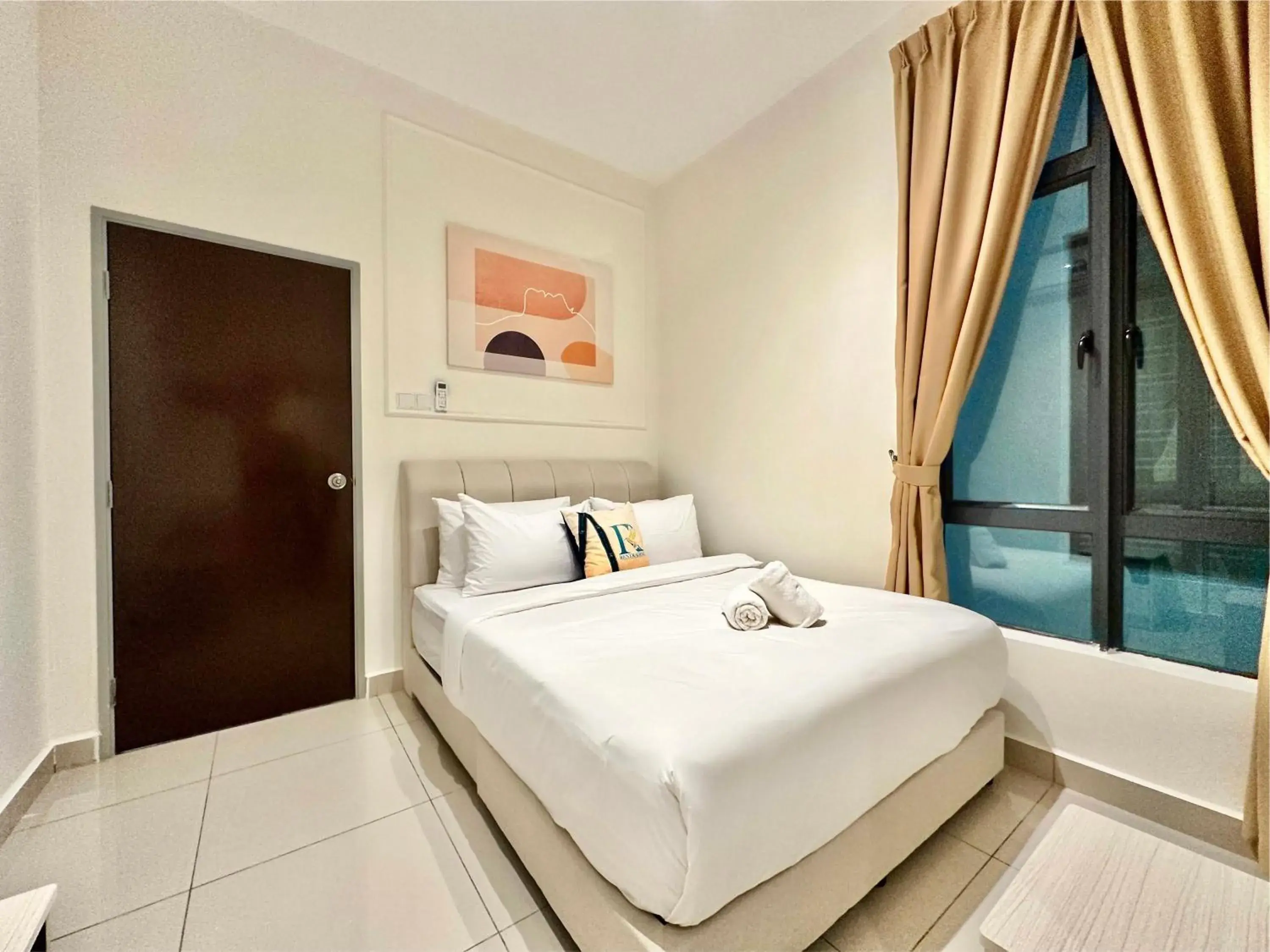 Bed in KSL Residence 2 by Rentradise Bed in KSL Residence 2 by Rentradise