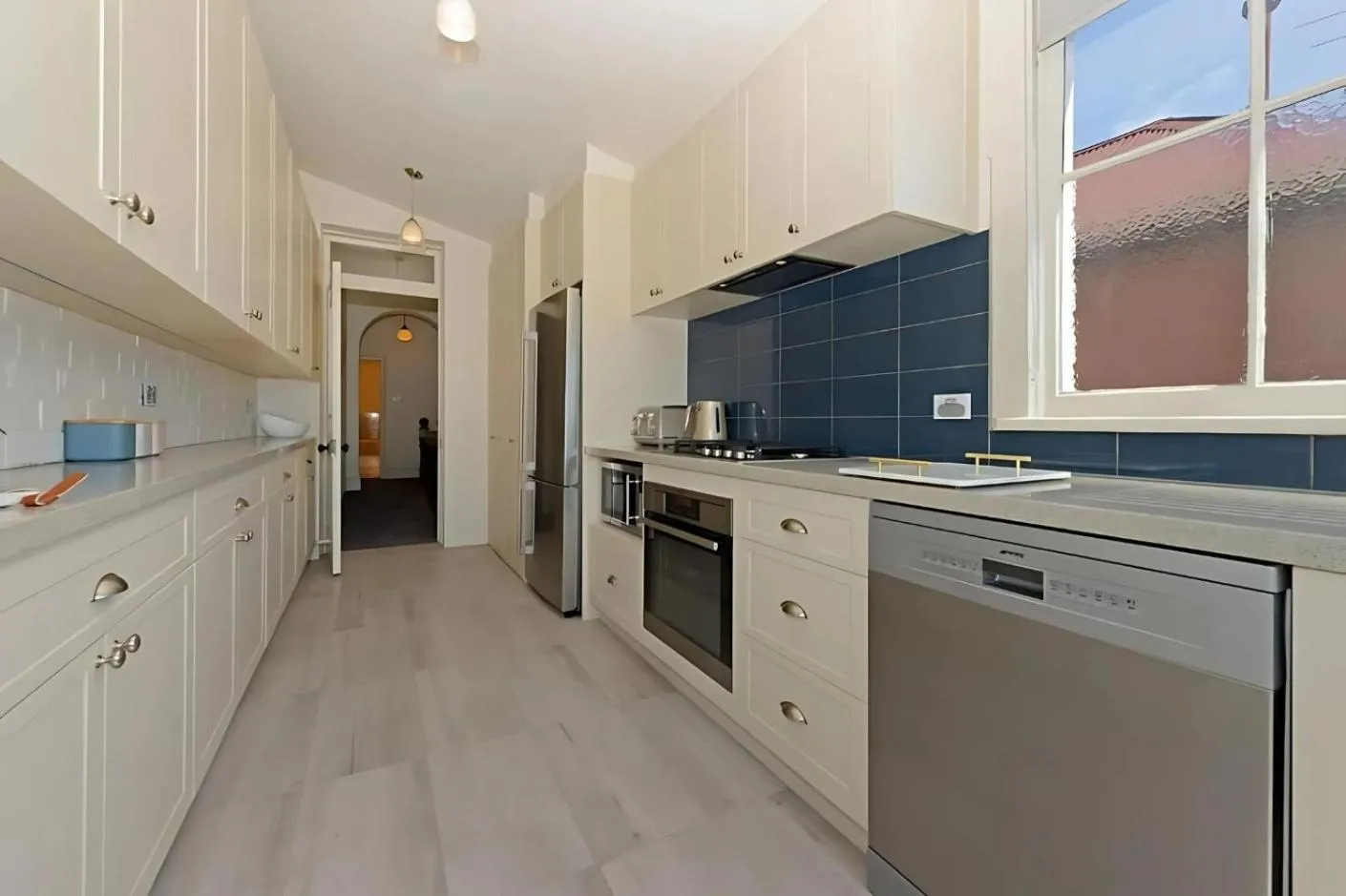 The Lollyshop Apartment in Battery Point