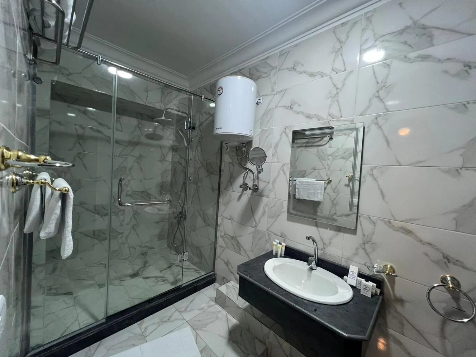 Bathroom in Aziz Egypt Pyramids Hotel