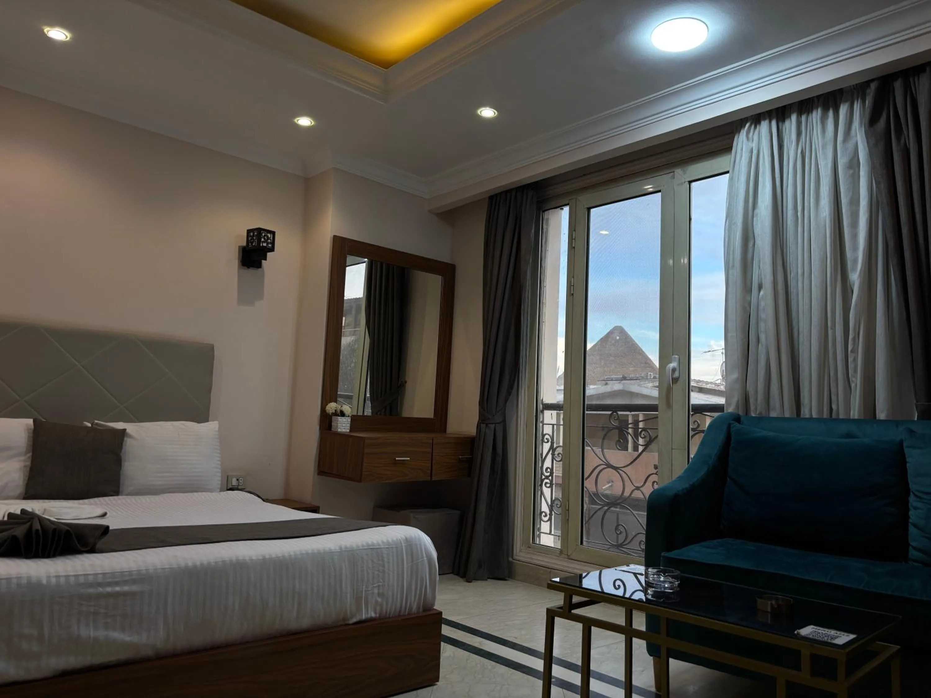 Bed in Aziz Egypt Pyramids Hotel