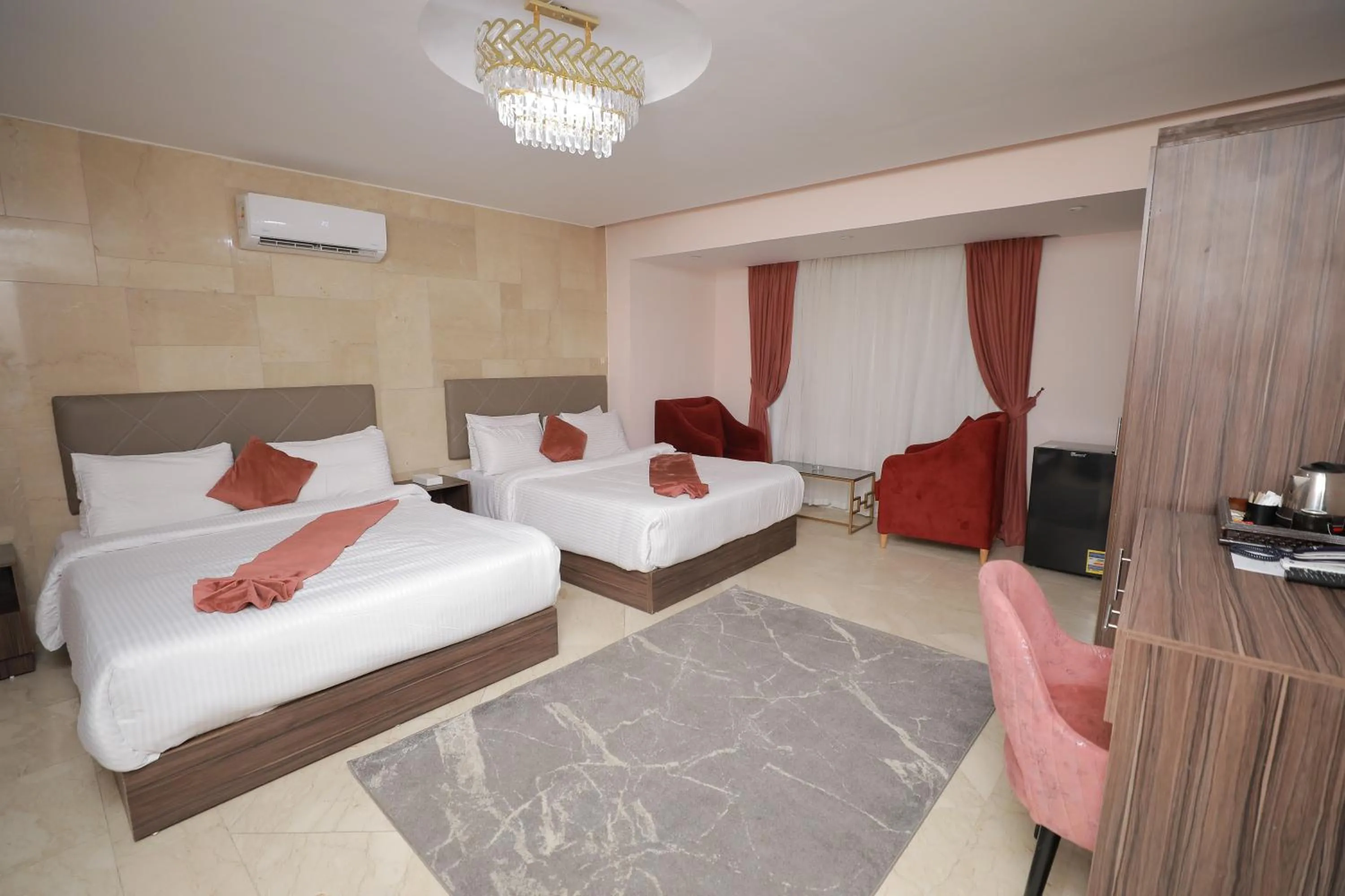 Photo of the whole room, Bed in Aziz Egypt Pyramids Hotel