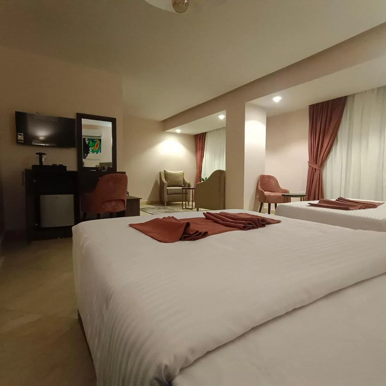 Photo of the whole room, Bed in Aziz Egypt Pyramids Hotel