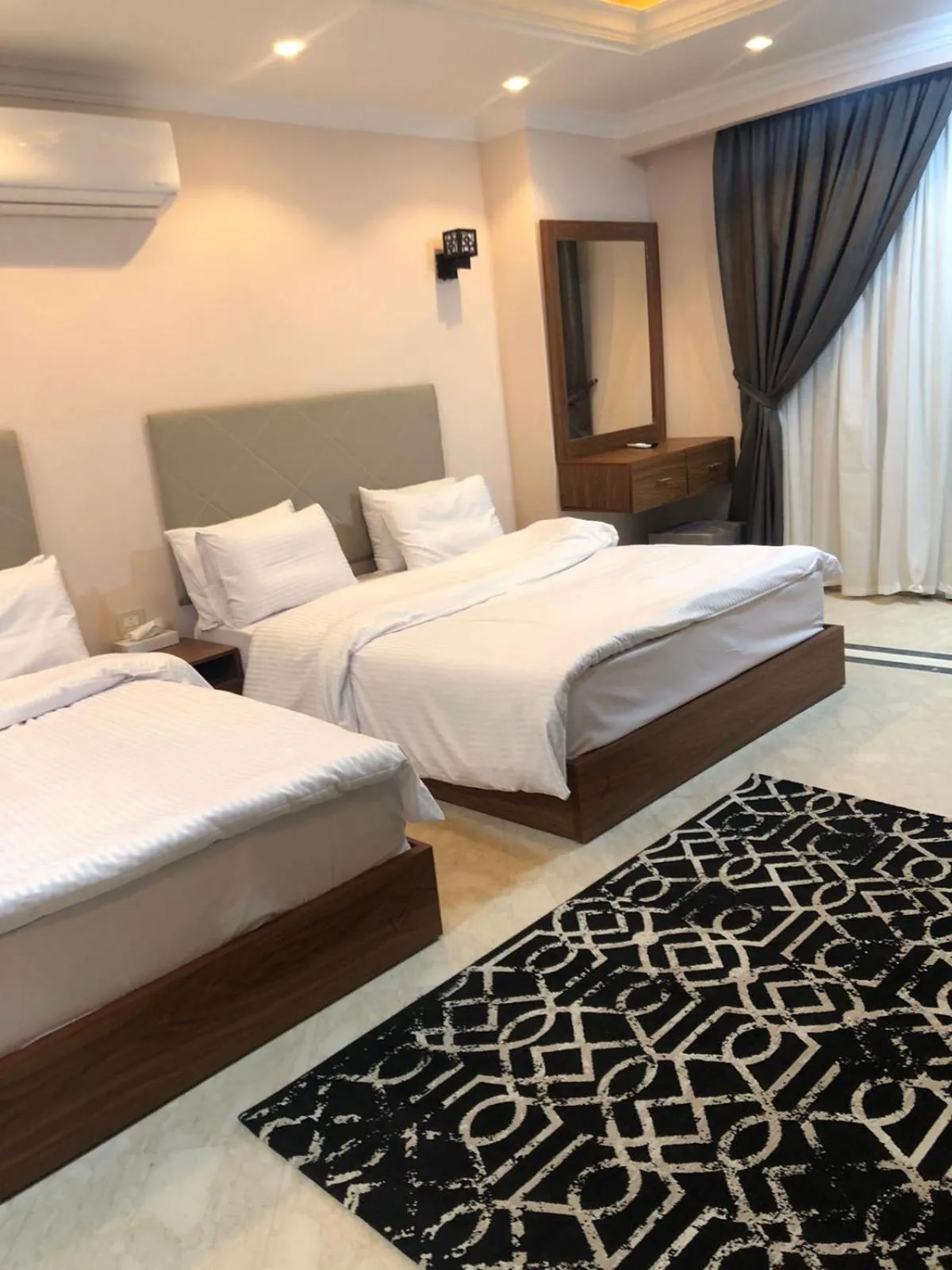 Photo of the whole room, Bed in Aziz Egypt Pyramids Hotel