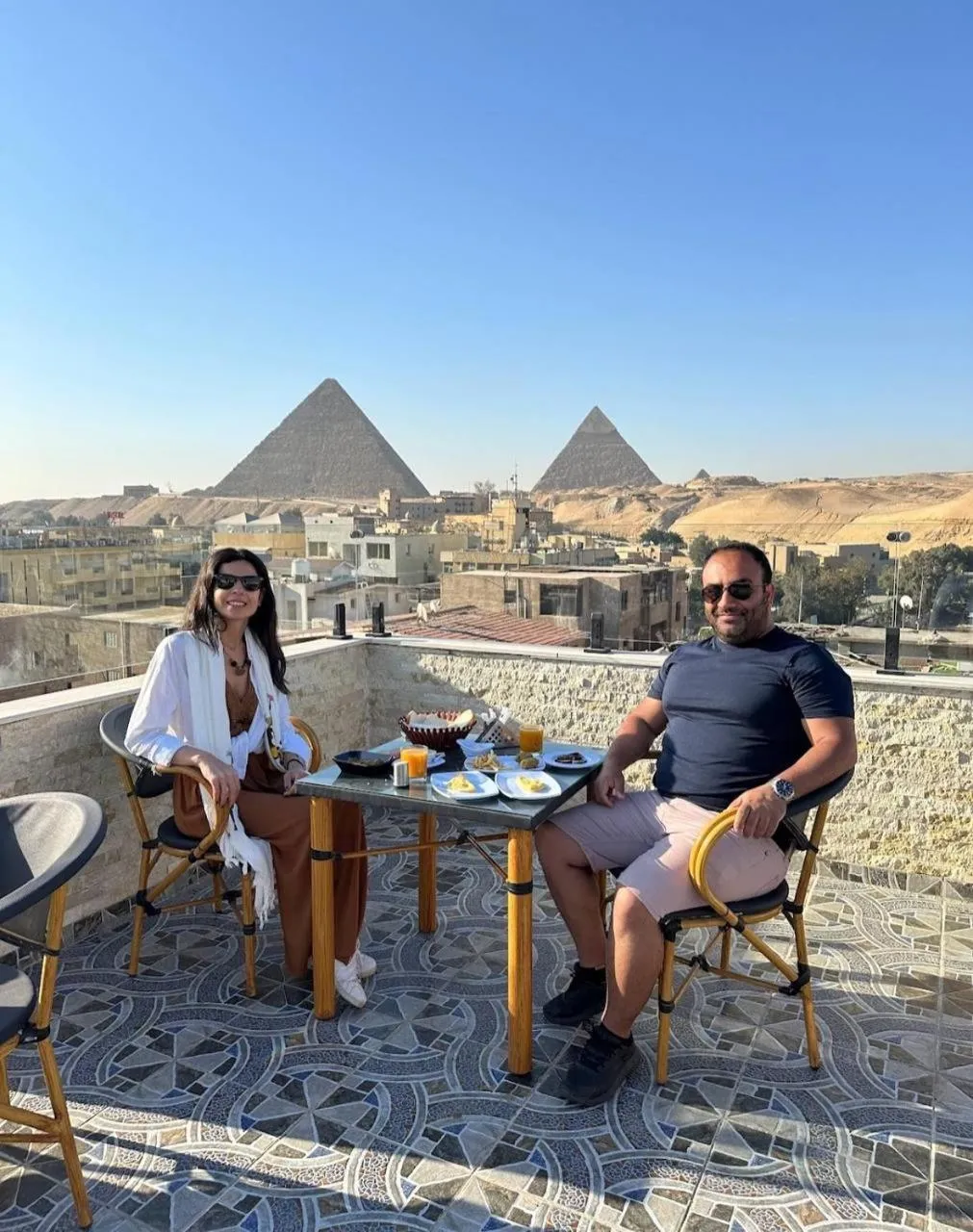 group of guests in Aziz Egypt Pyramids Hotel