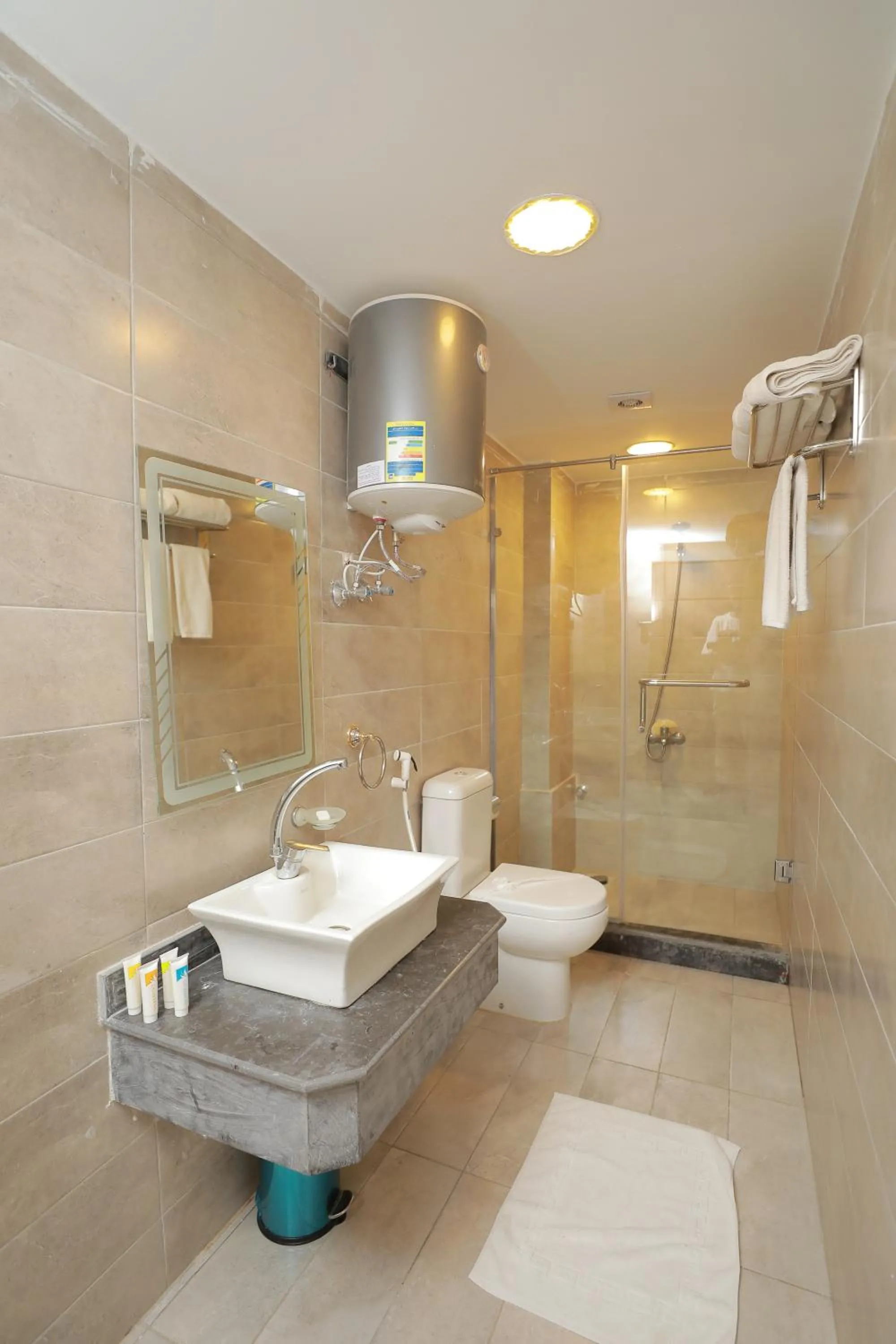 Bathroom in Aziz Egypt Pyramids Hotel
