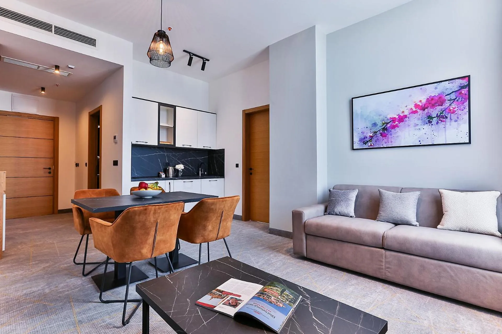 Kitchen or kitchenette in Hotel Boka