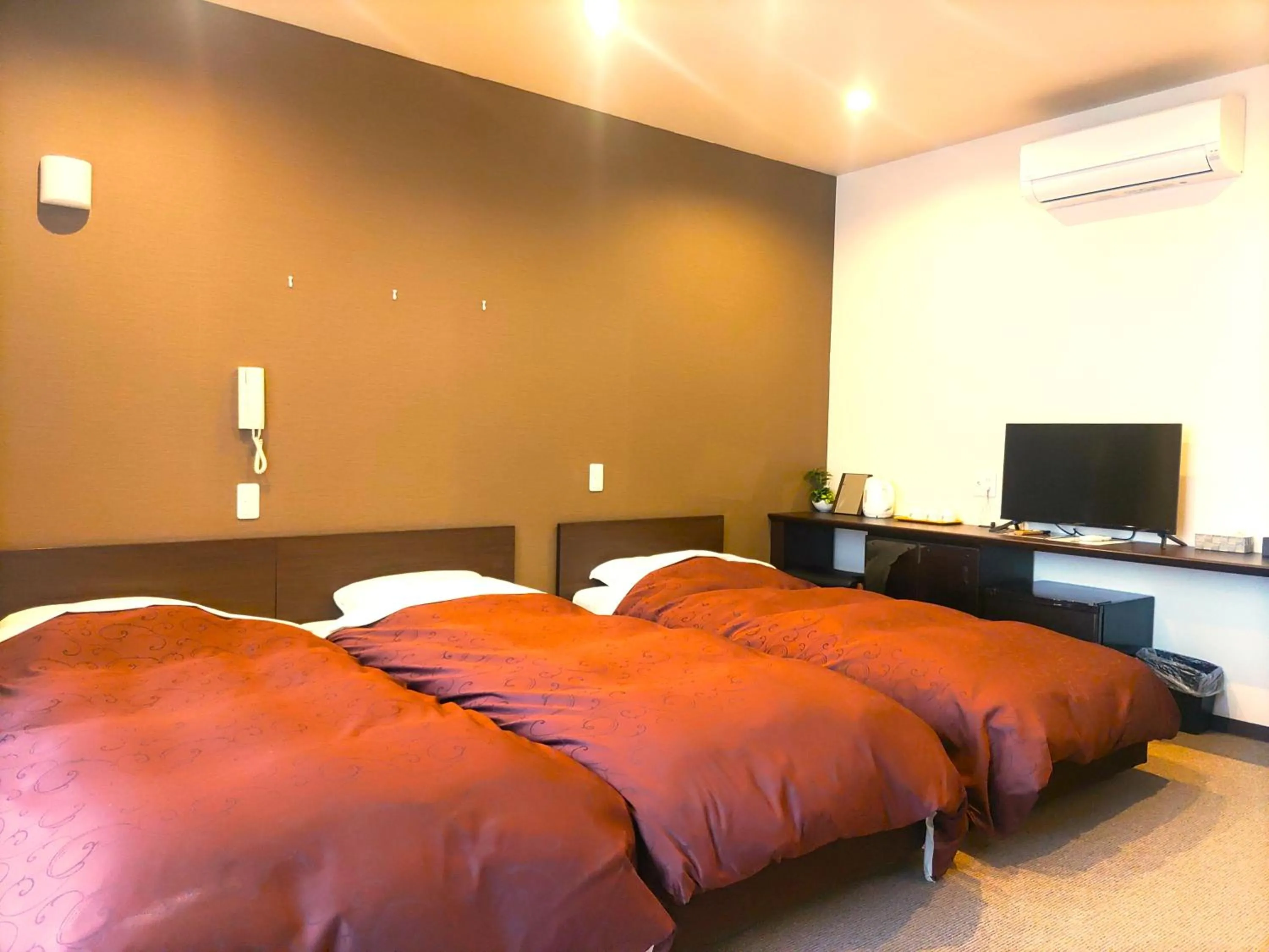 Triple Room with Balcony in PREMIUM TOJI