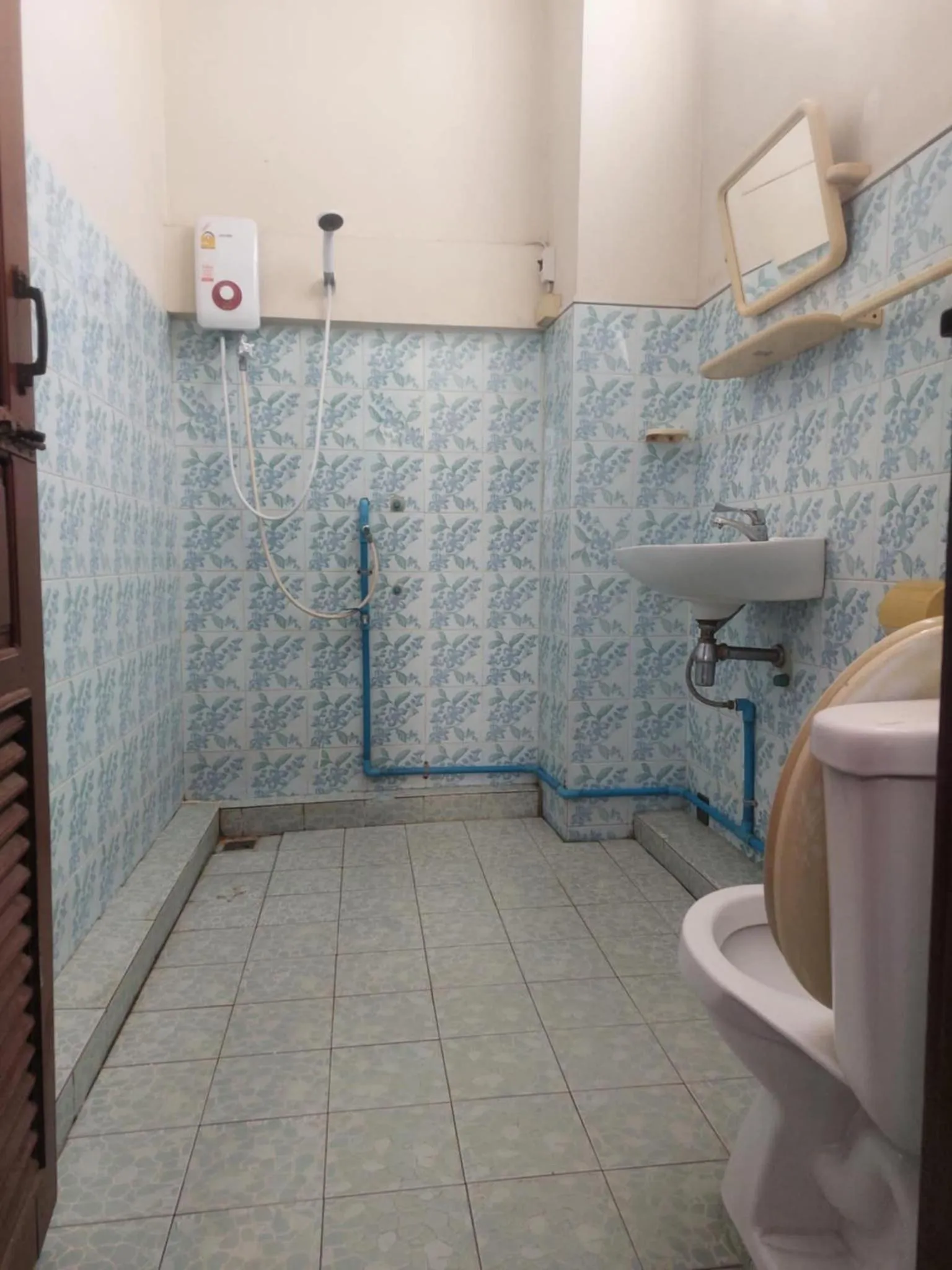 Mabuhay Guest House, Thai Embassy Vientiane