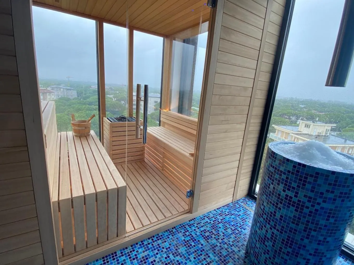 Sauna in Bolina Suite & Spa
