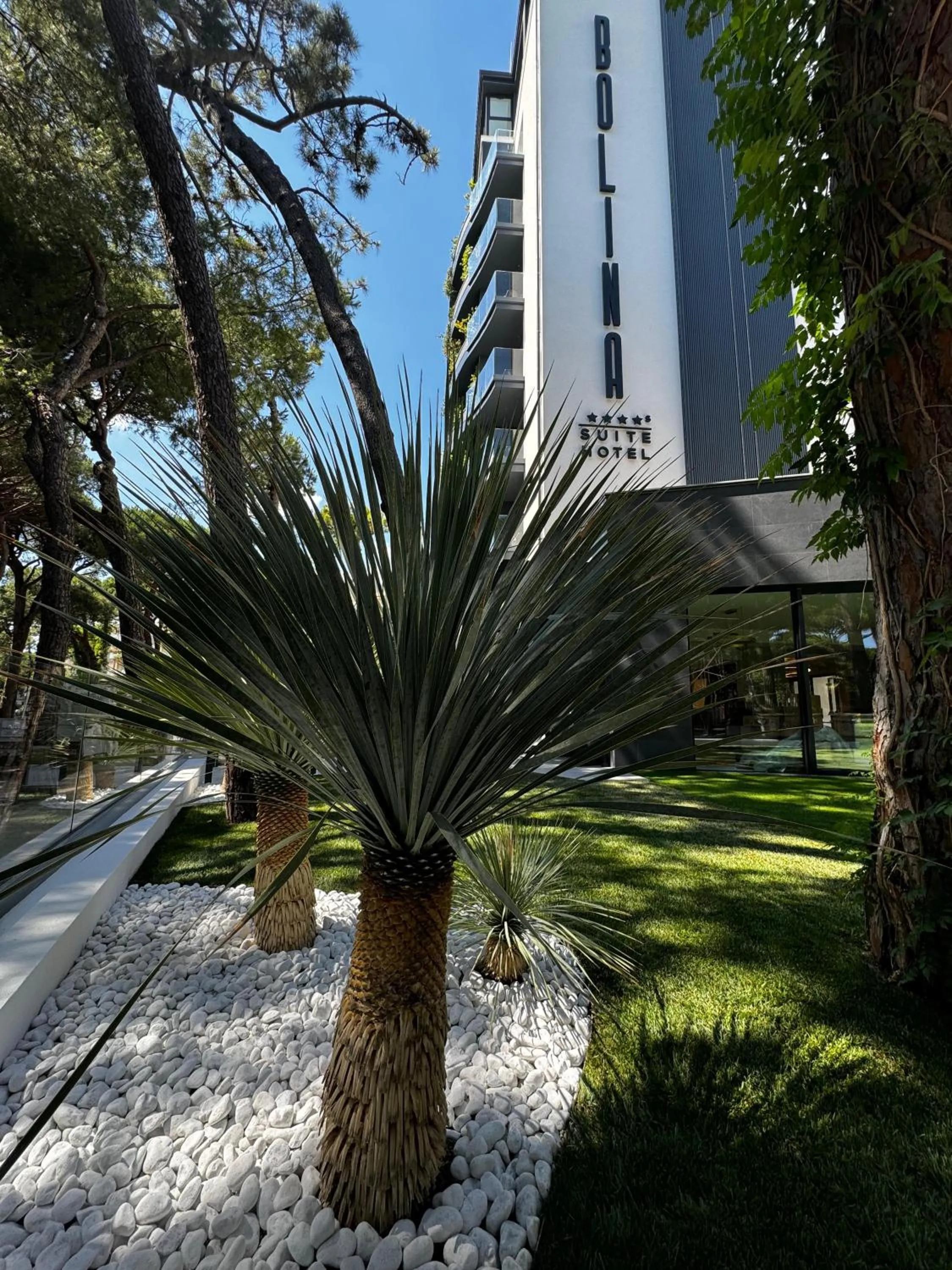 Property building in Bolina Suite & Spa