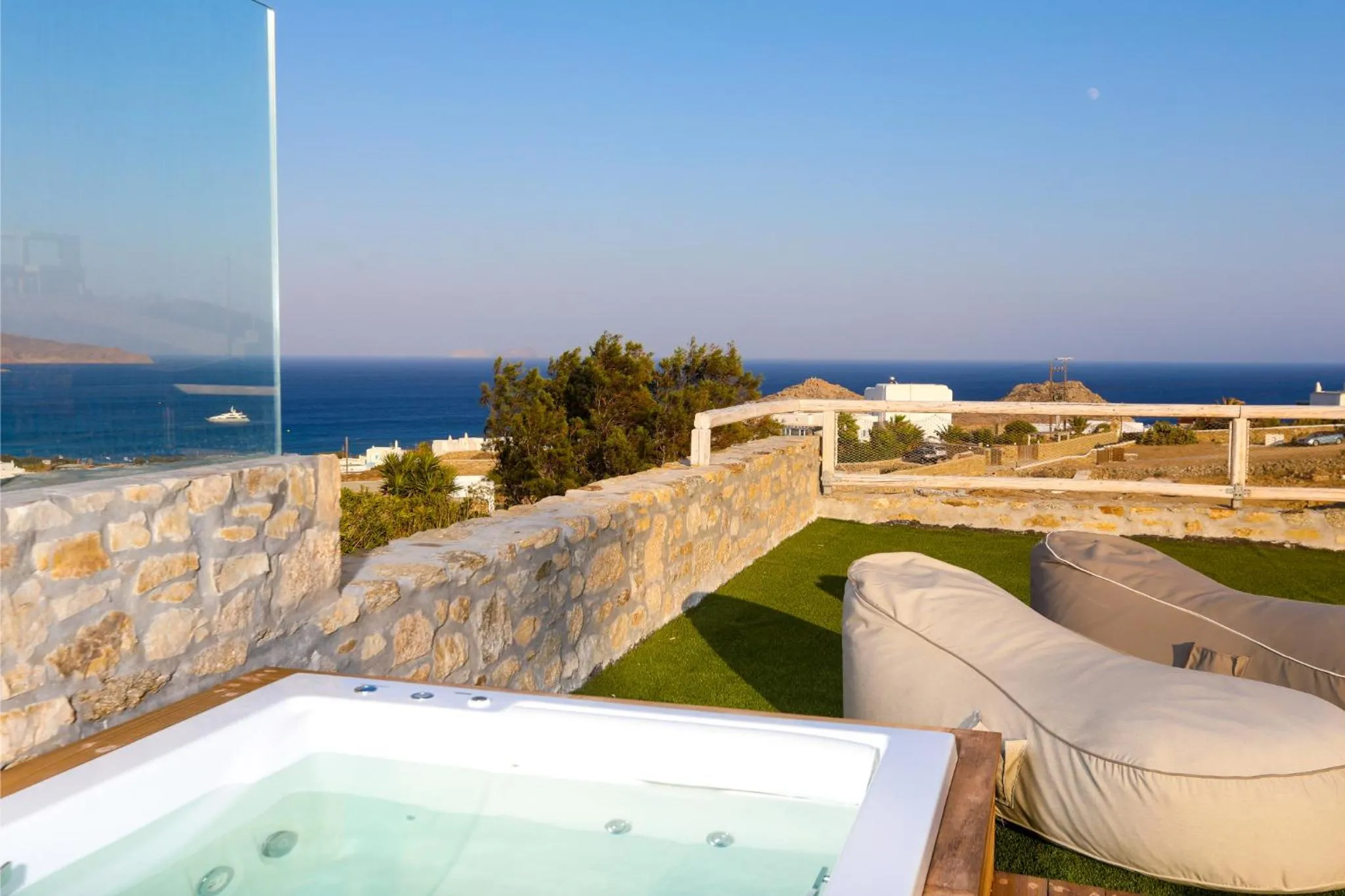 Patio in Mykonian Kazarte