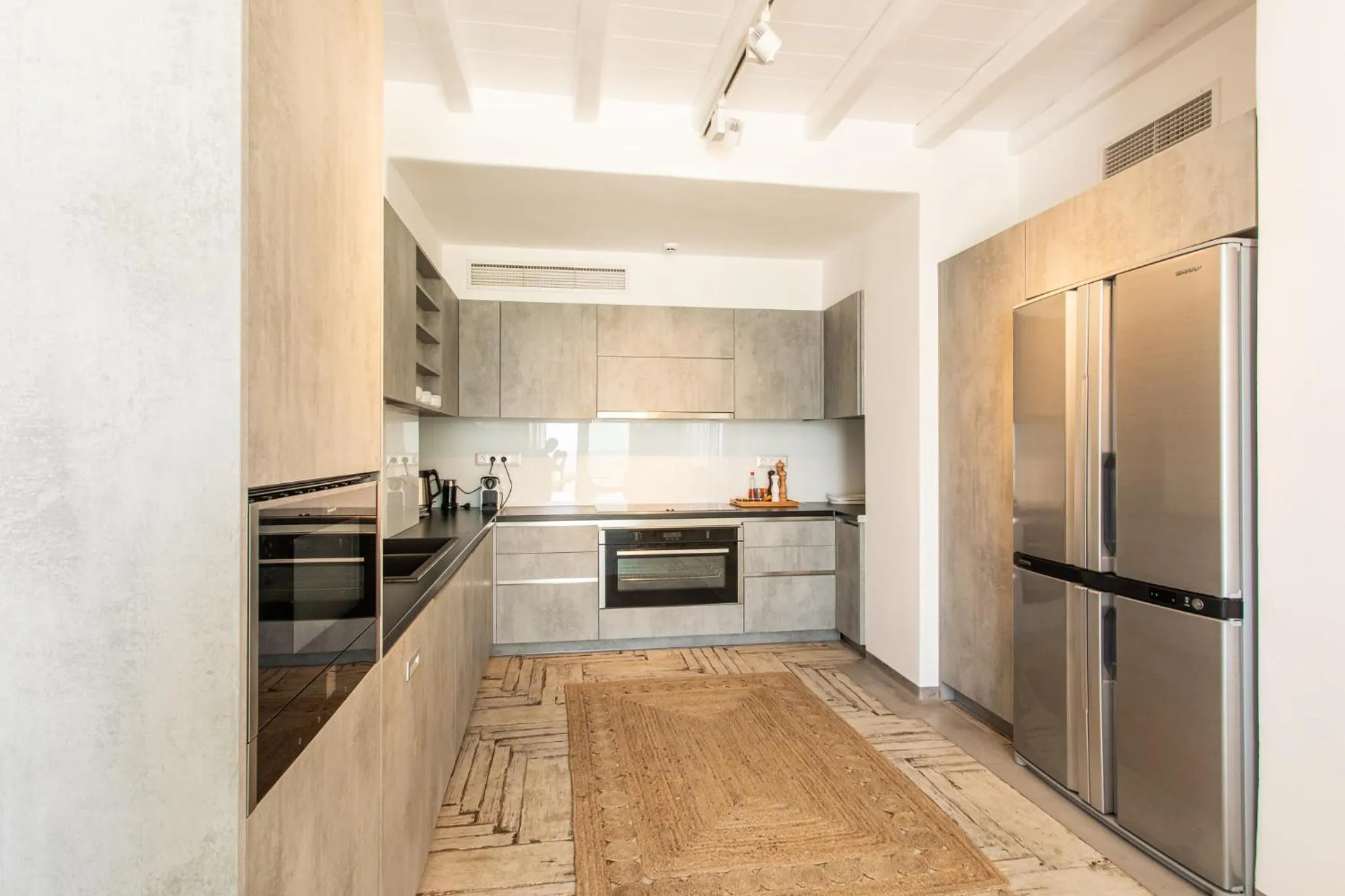 Kitchen or kitchenette in Mykonian Kazarte