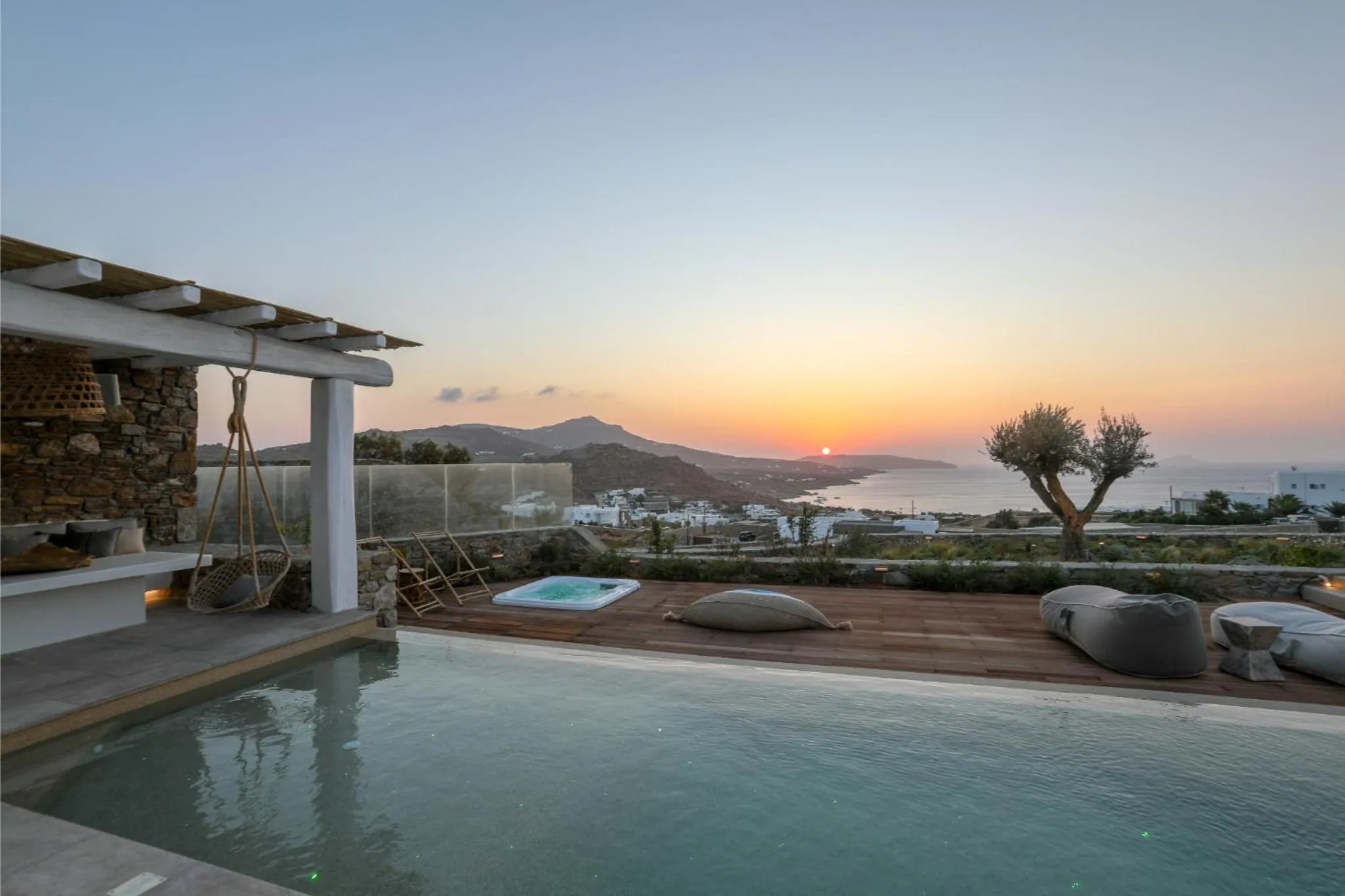 Nearby landmark in Mykonian Kazarte