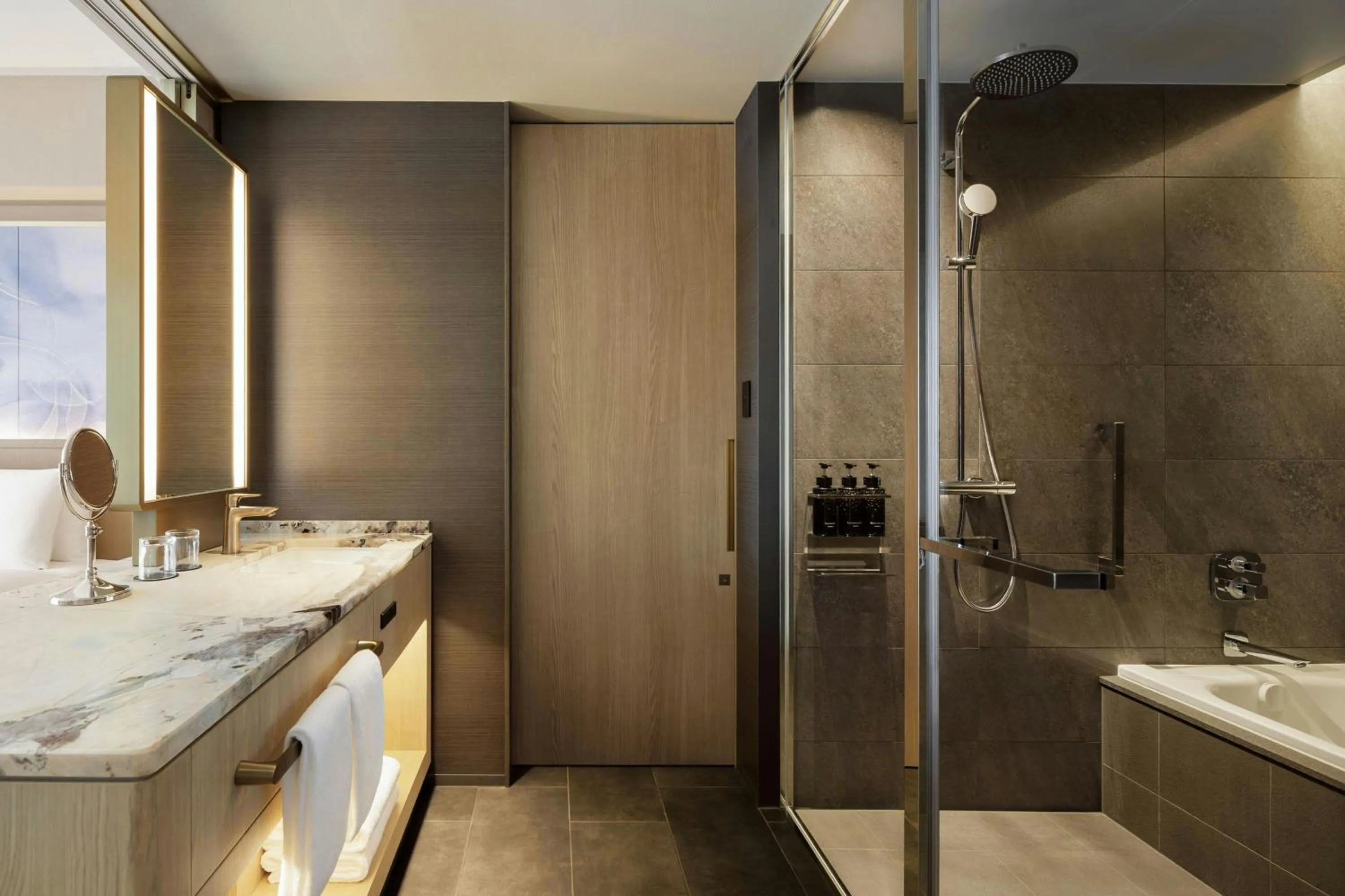 Bathroom in THE OSAKA STATION HOTEL, Autograph Collection