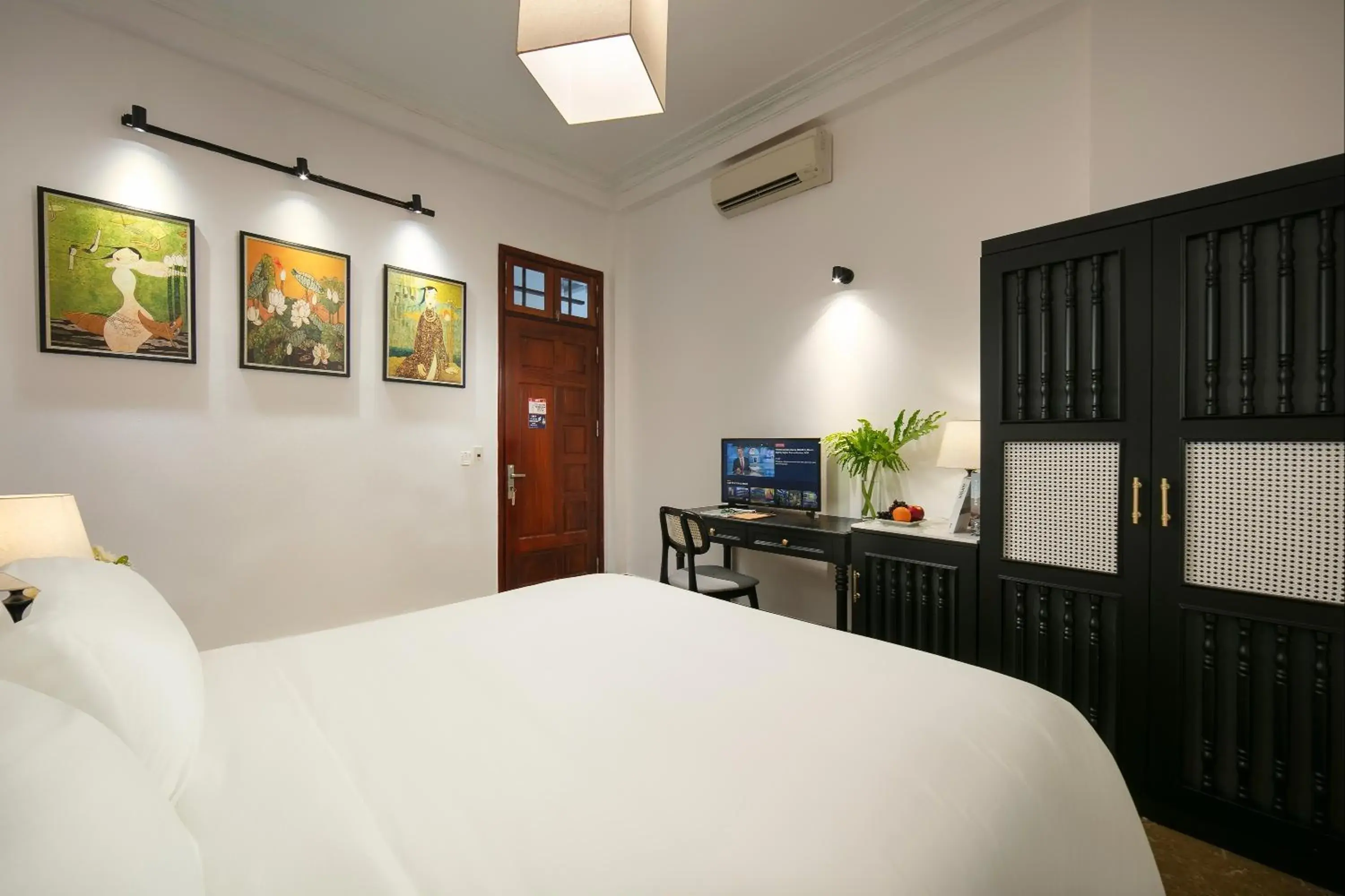 Deluxe Villa in Maison Cat Ba Bay View Villa Deluxe Villa in Maison Cat Ba Bay View Villa