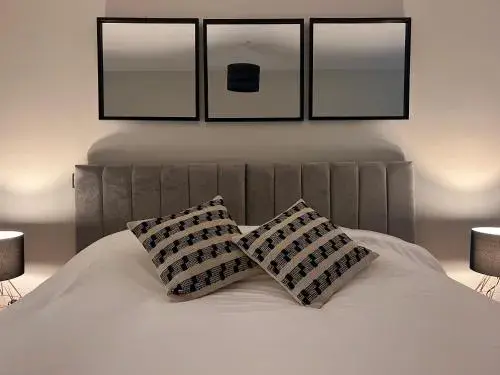 Modern Apartment - BHX NEC - Free Secure Gated Parking Modern Apartment - BHX NEC - Free Secure Gated Parking