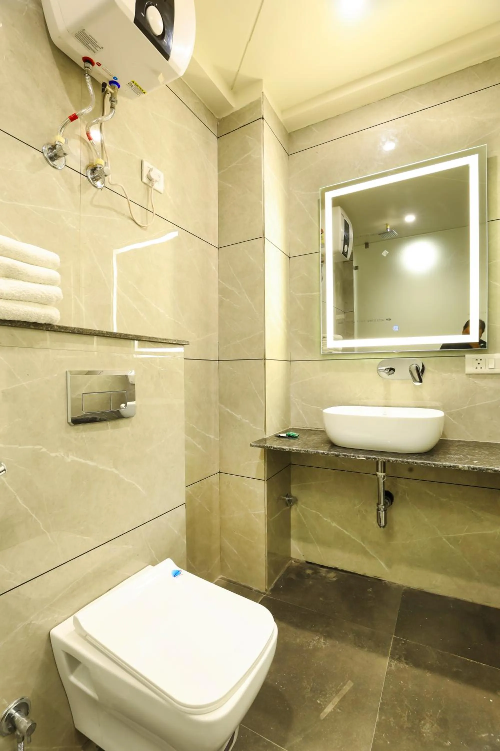 Bathroom in OPO Hotel Dior,Delhi Airport