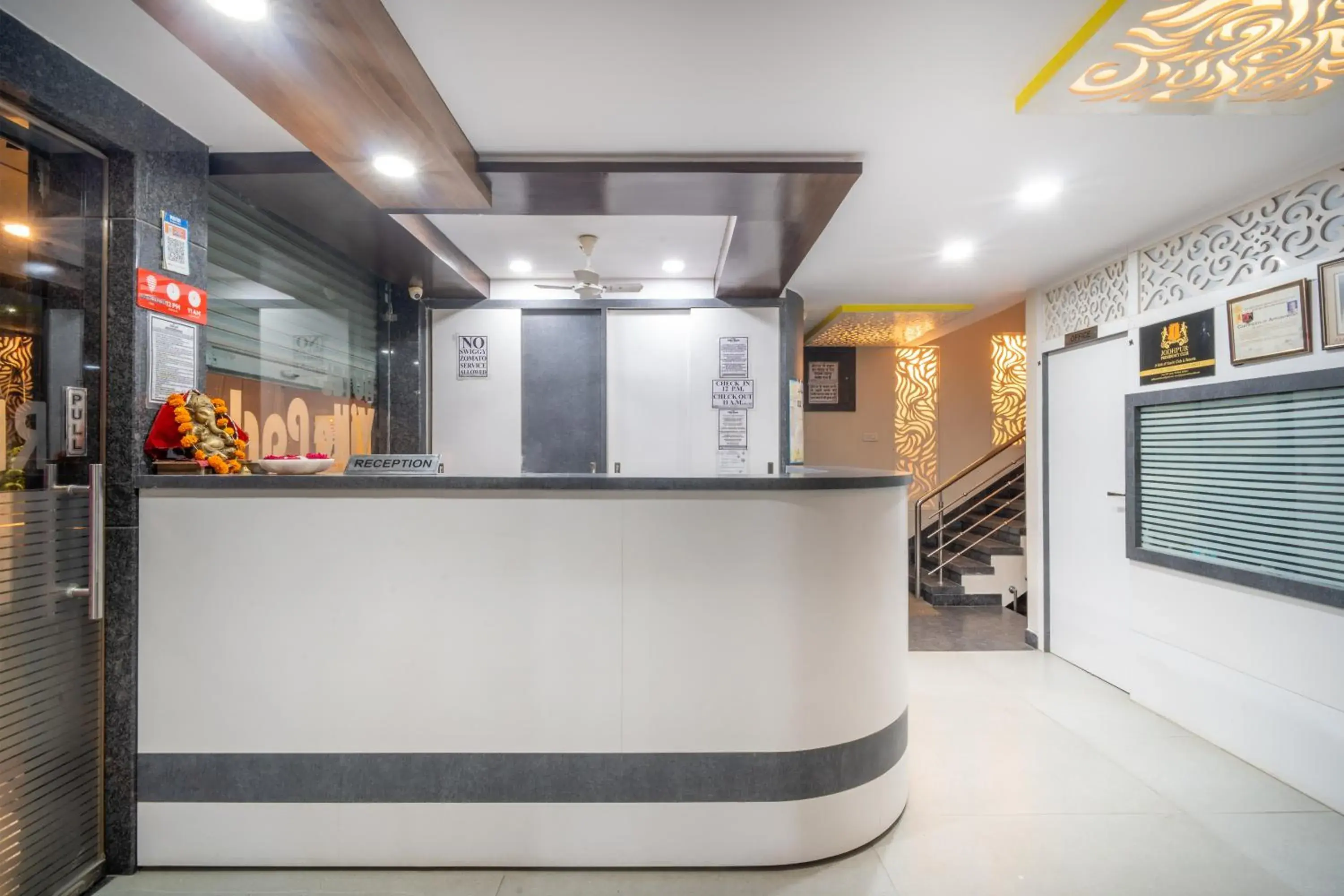 Lobby or reception in Hotel Ville Parle Lobby or reception in Hotel Ville Parle