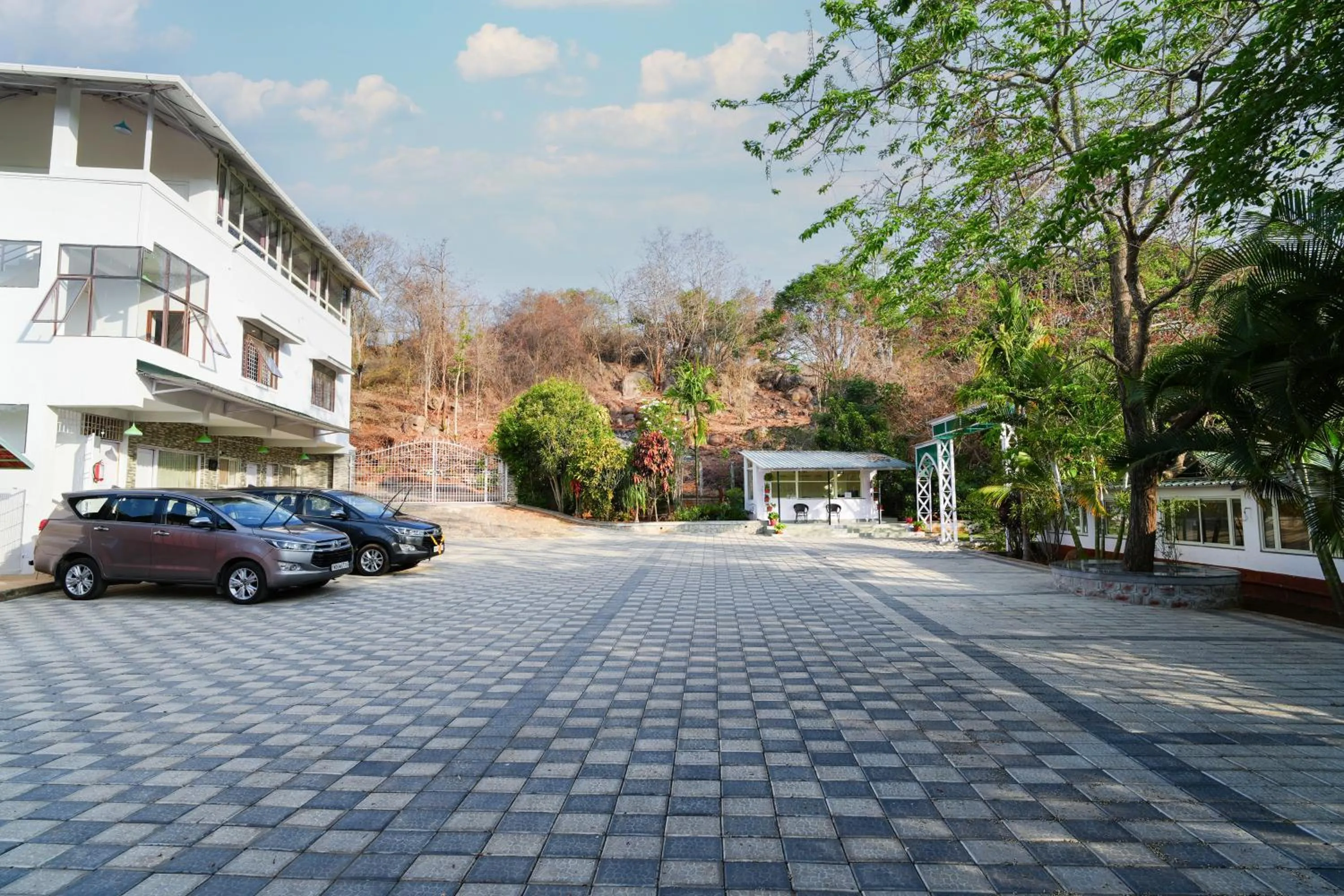 Parking in MGM Whispering Wind's Yelagiri