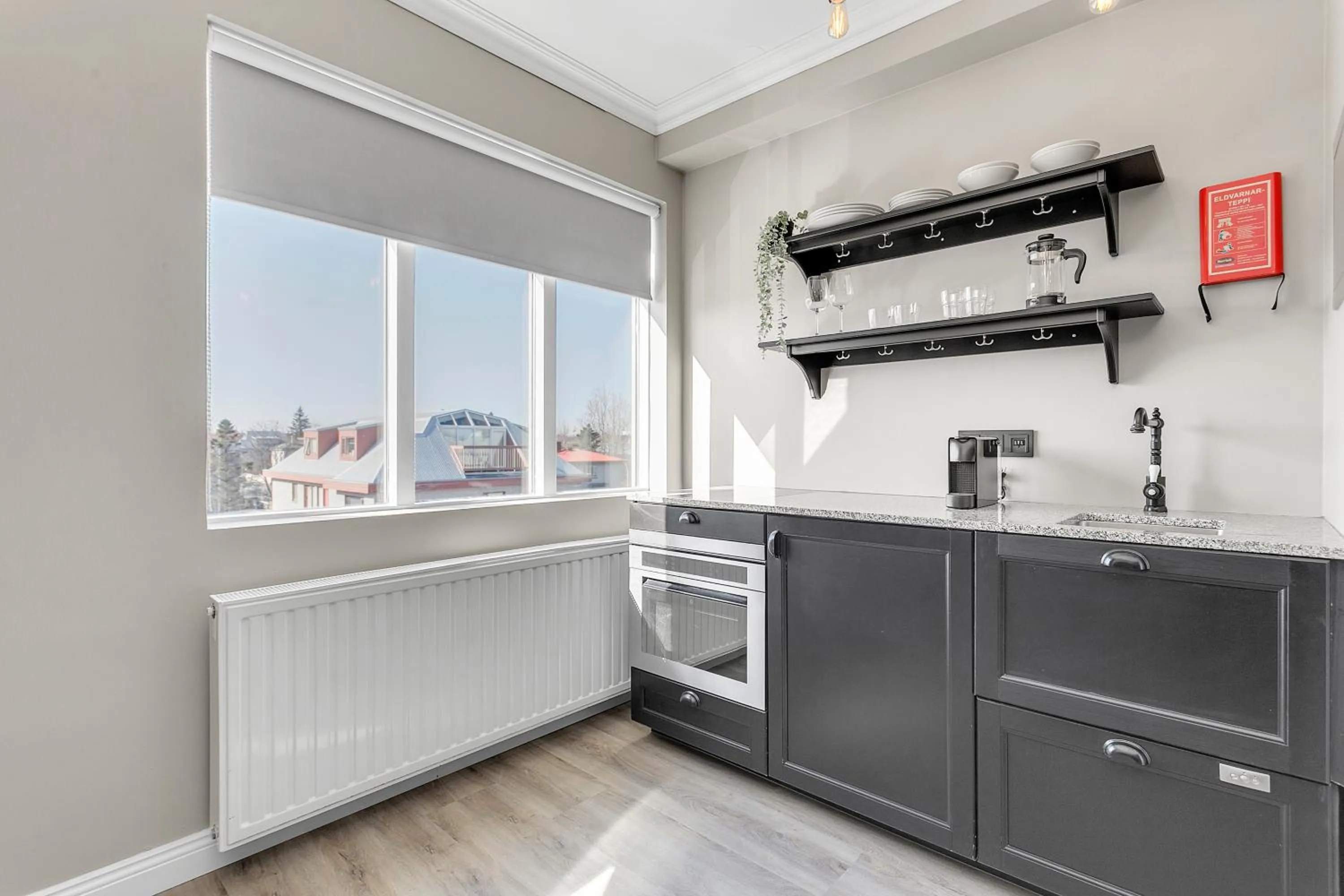 Kitchen or kitchenette in ODDSSON Downtown Hotel