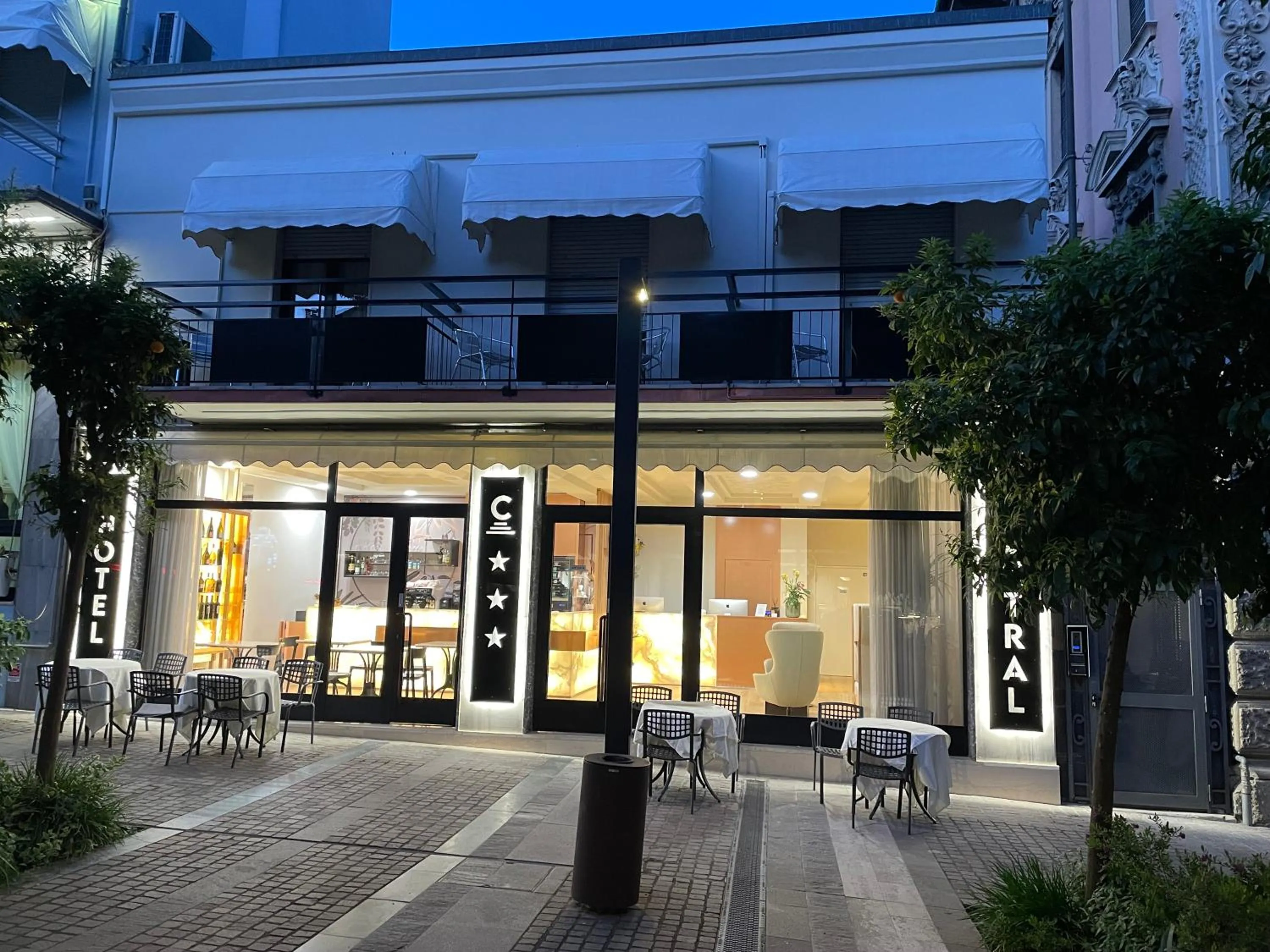 Property building in Hotel Central Giacomini